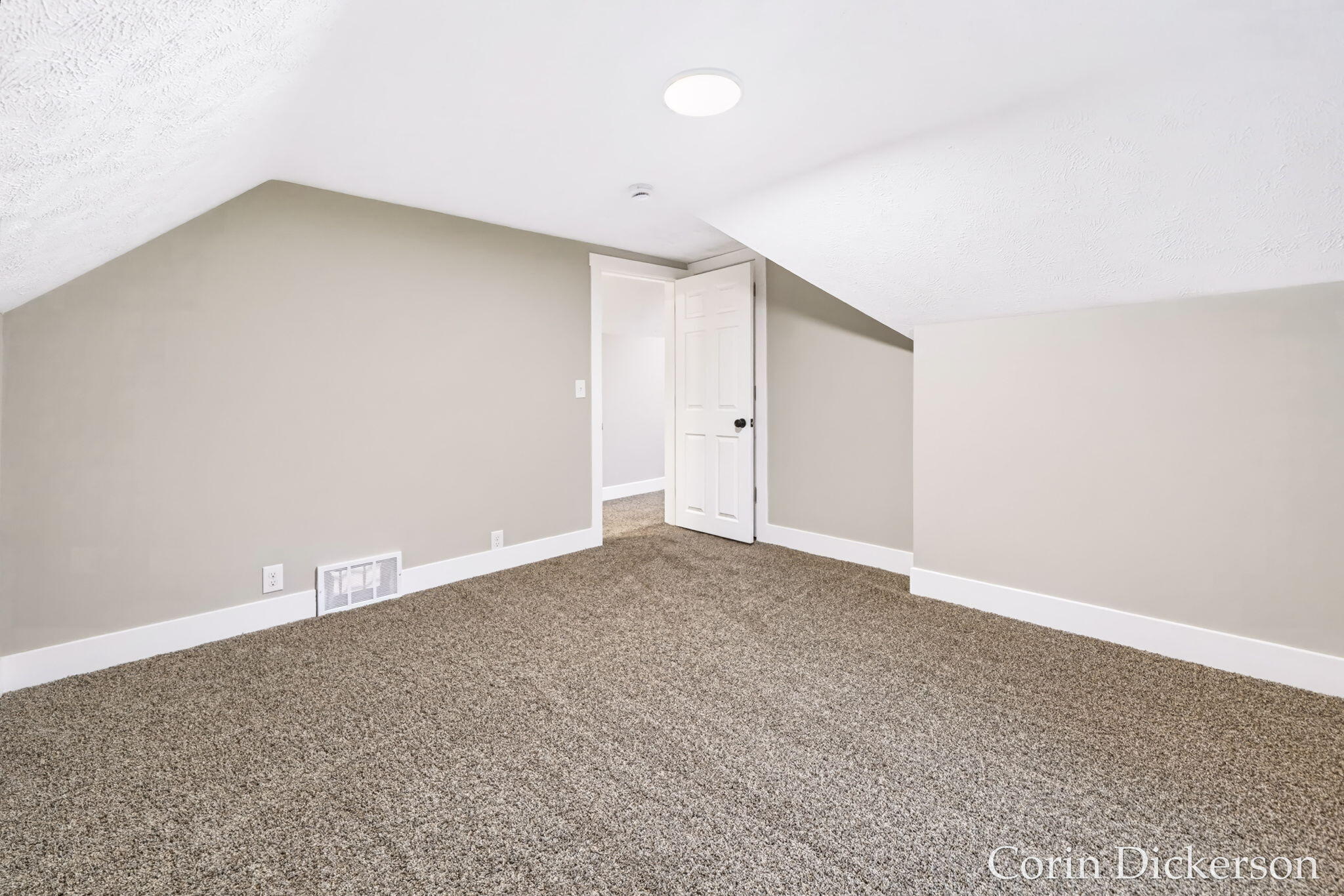 1961 Bundt Drive Muskegon MI 49441