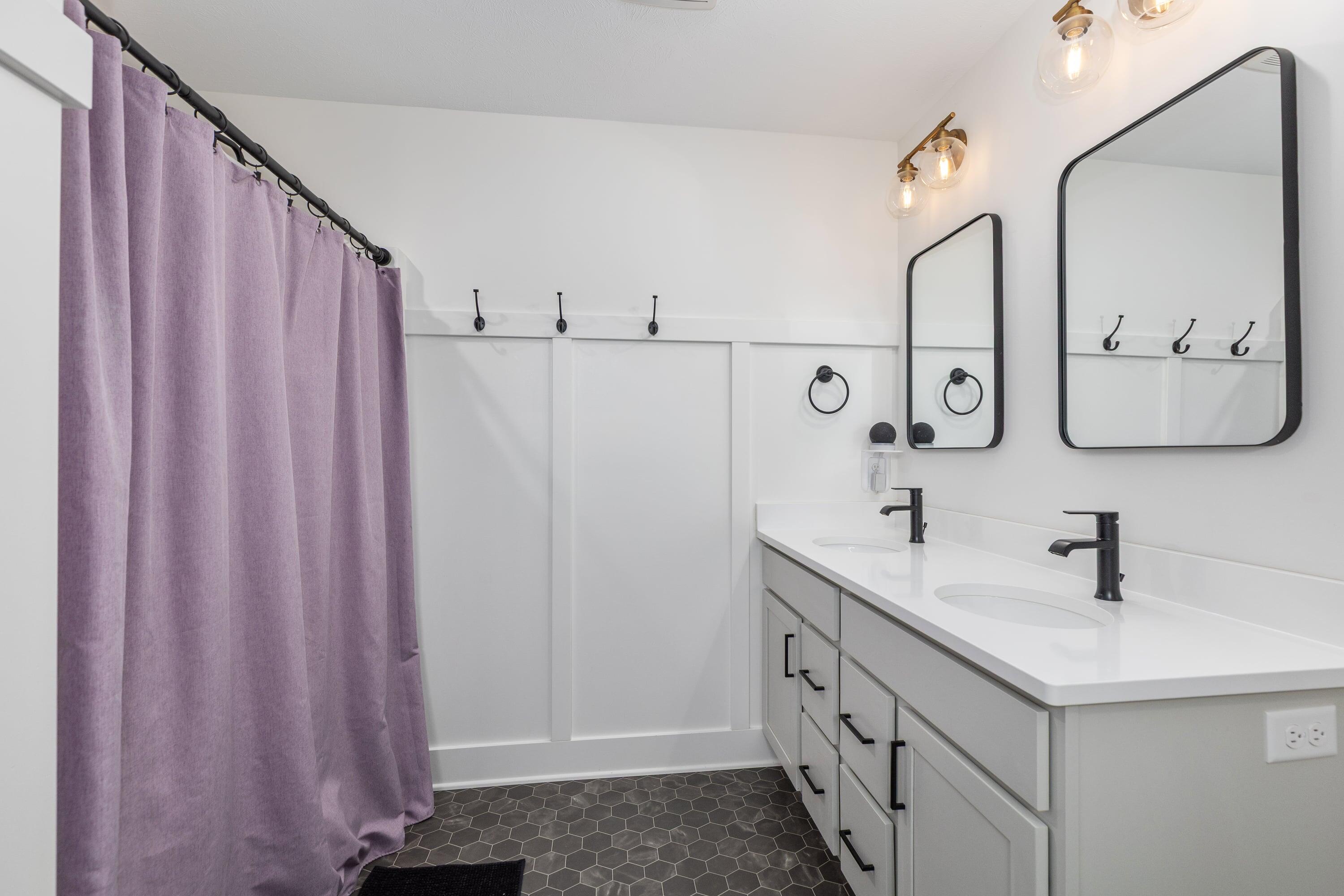 6664 Inwood Ridge Drive NE Rockford MI 49341