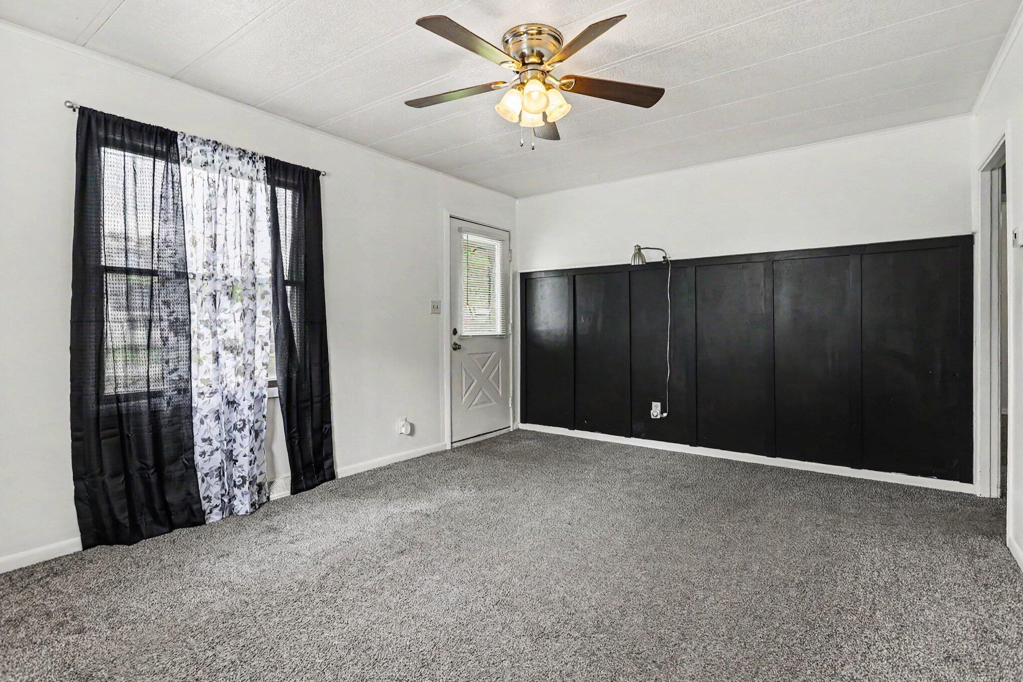 1733 Sycamore Street Niles MI 49120