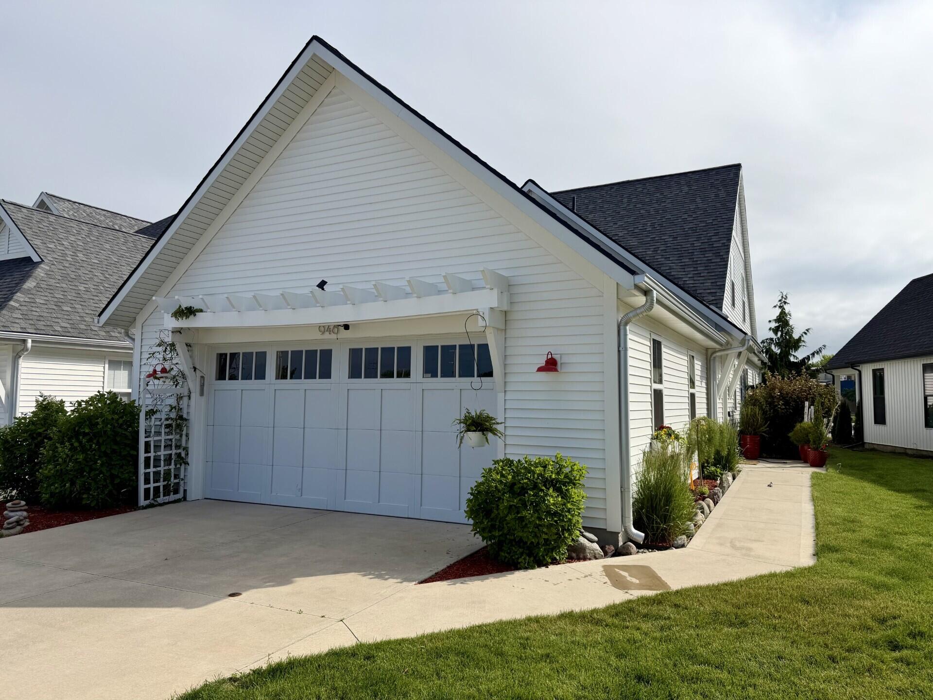 946 Boardwalk Cove Drive Muskegon MI 49441