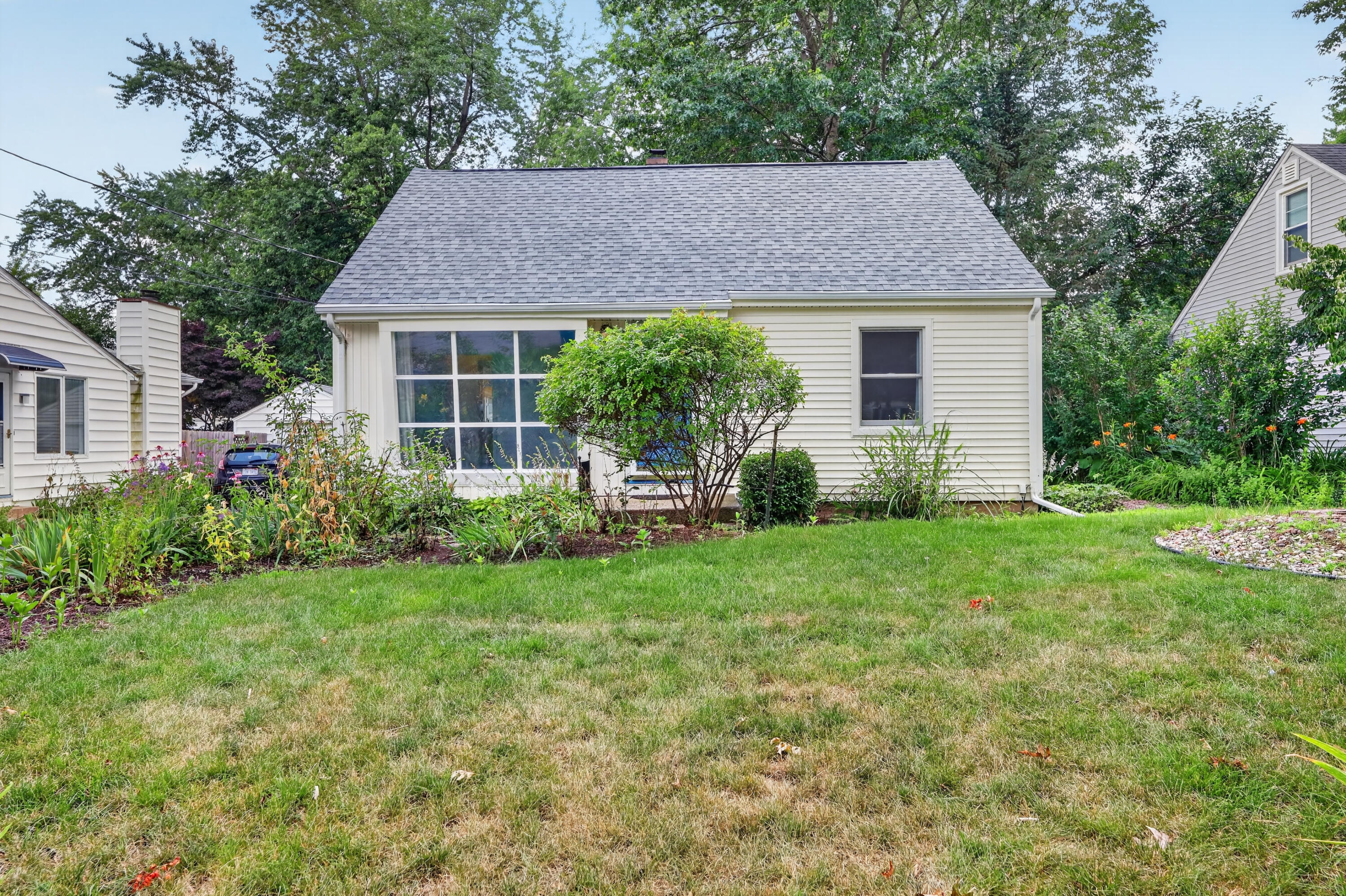 1612 Homecrest Avenue Kalamazoo MI 49001