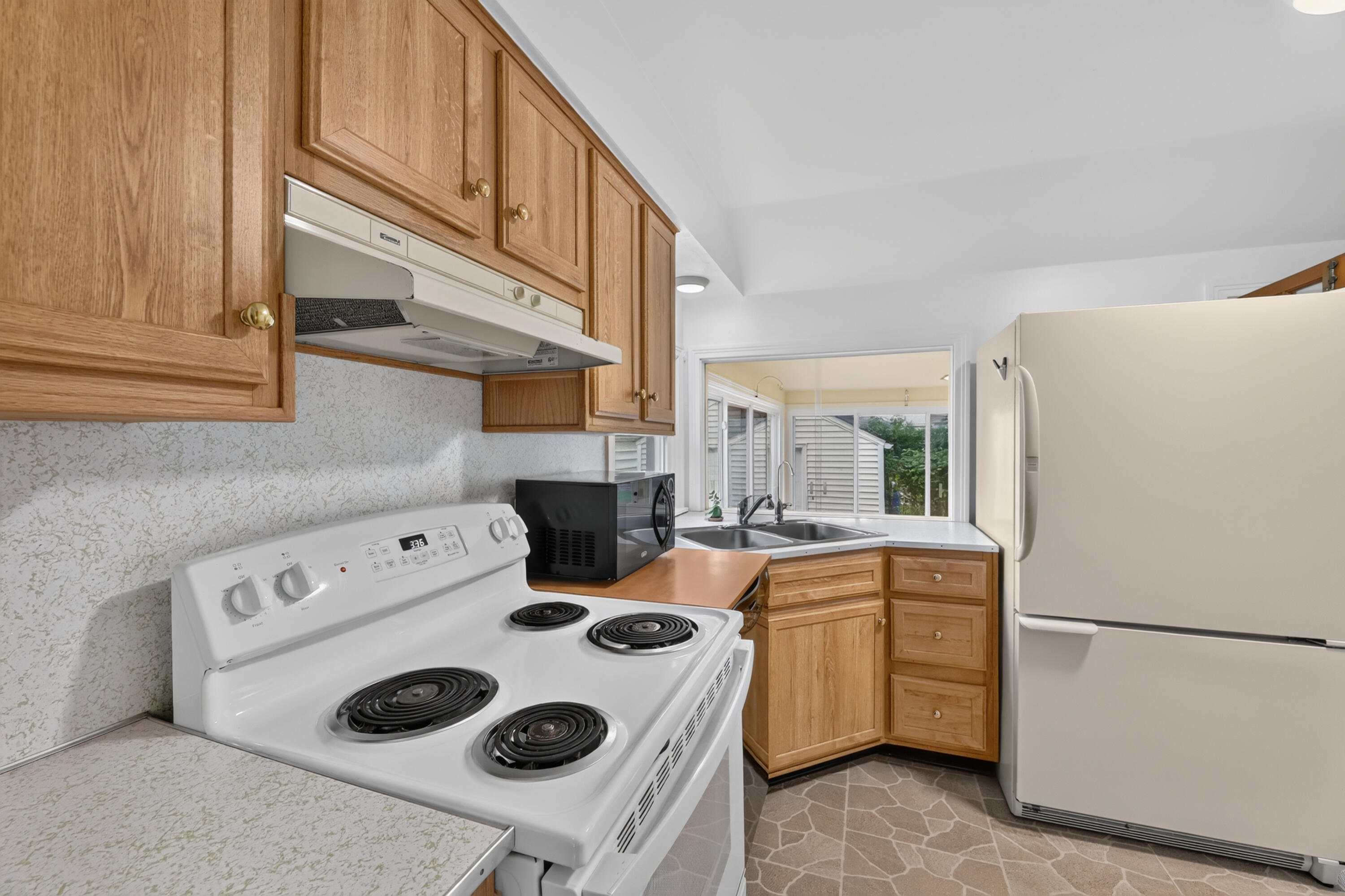 1612 Homecrest Avenue Kalamazoo MI 49001