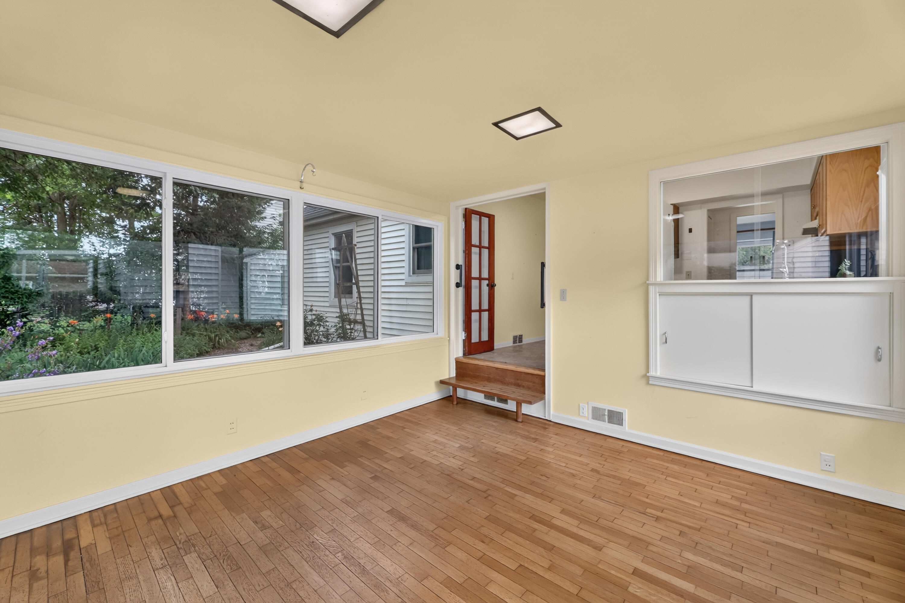 1612 Homecrest Avenue Kalamazoo MI 49001
