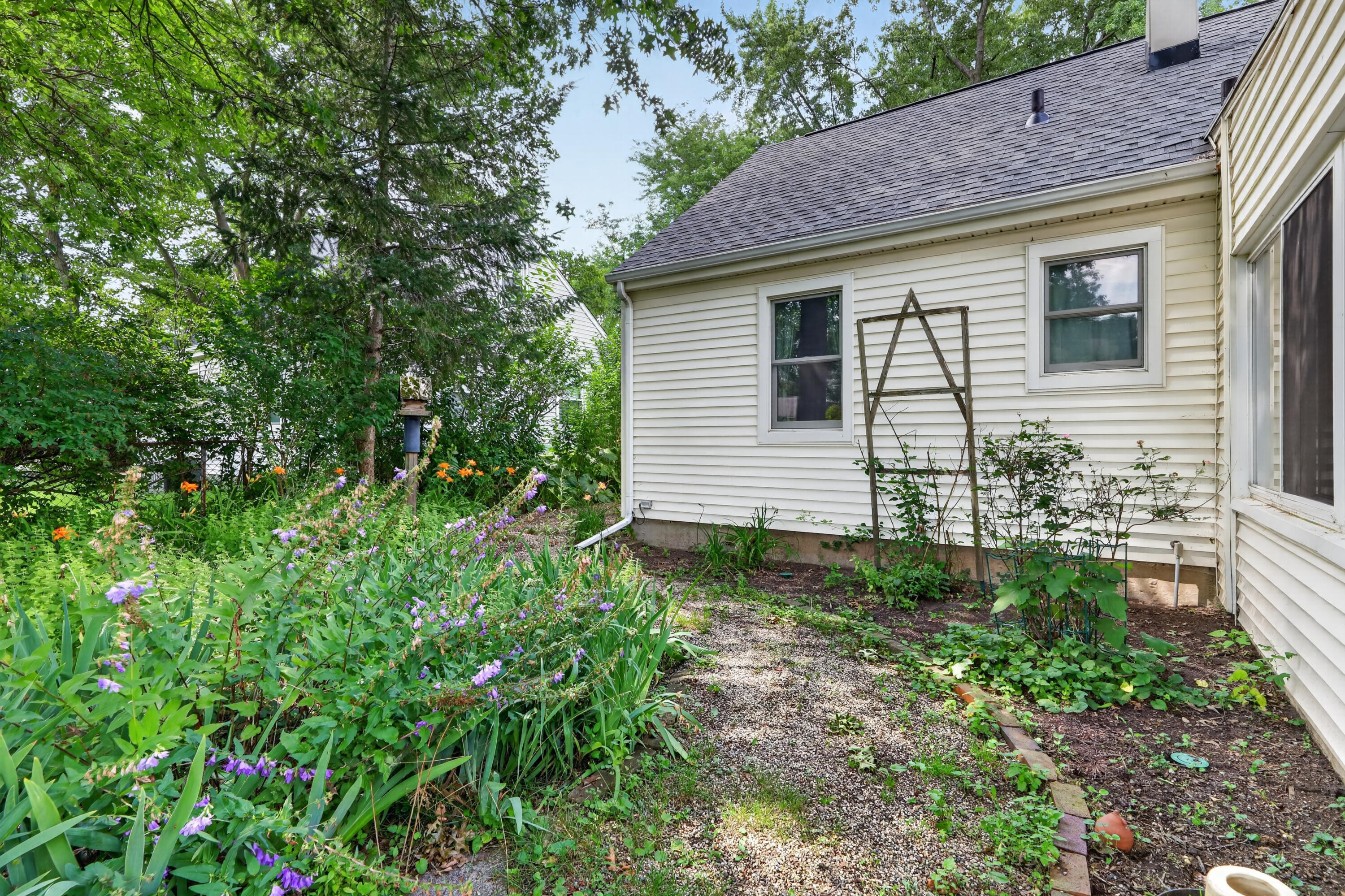 1612 Homecrest Avenue Kalamazoo MI 49001