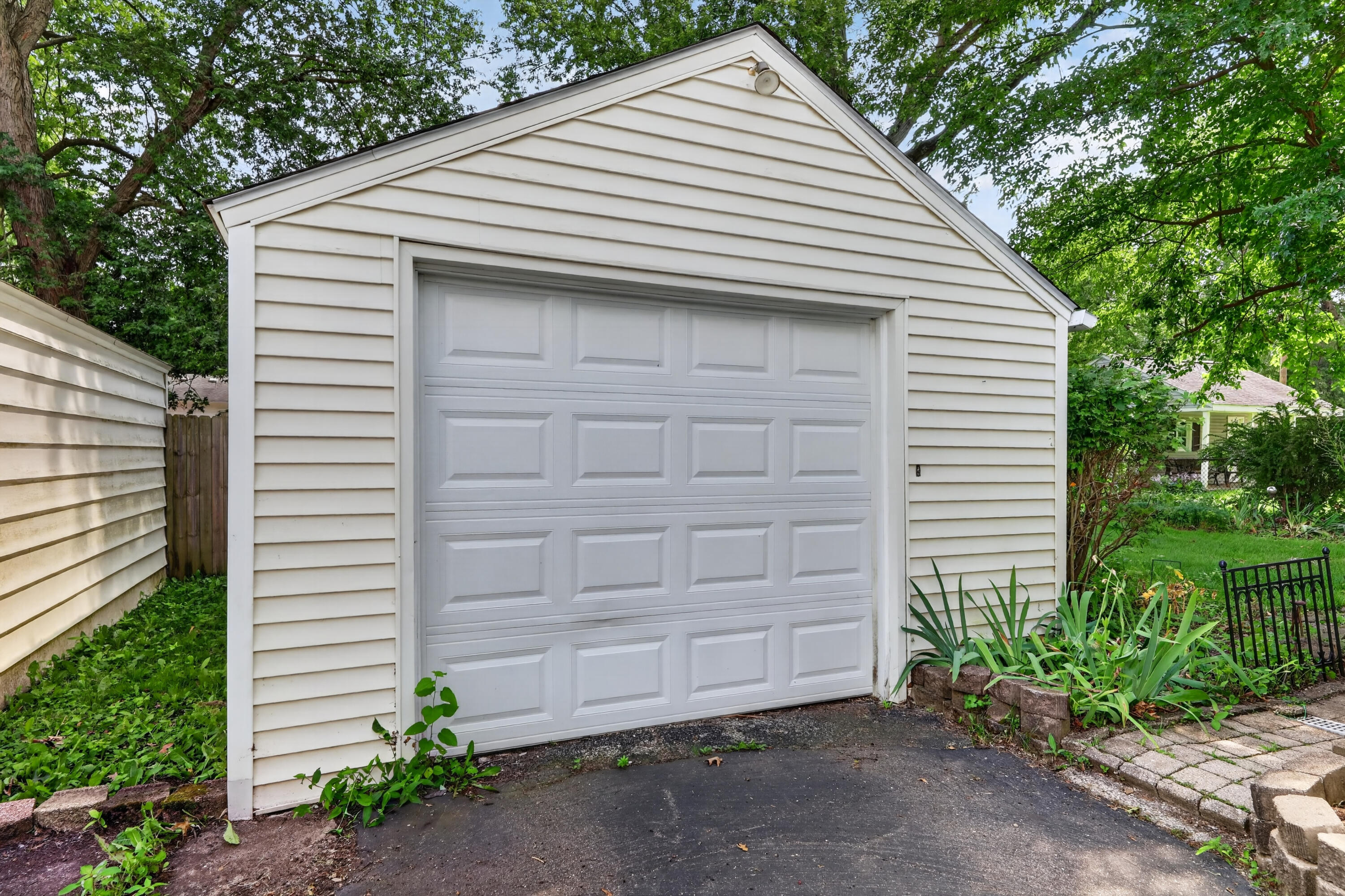 1612 Homecrest Avenue Kalamazoo MI 49001