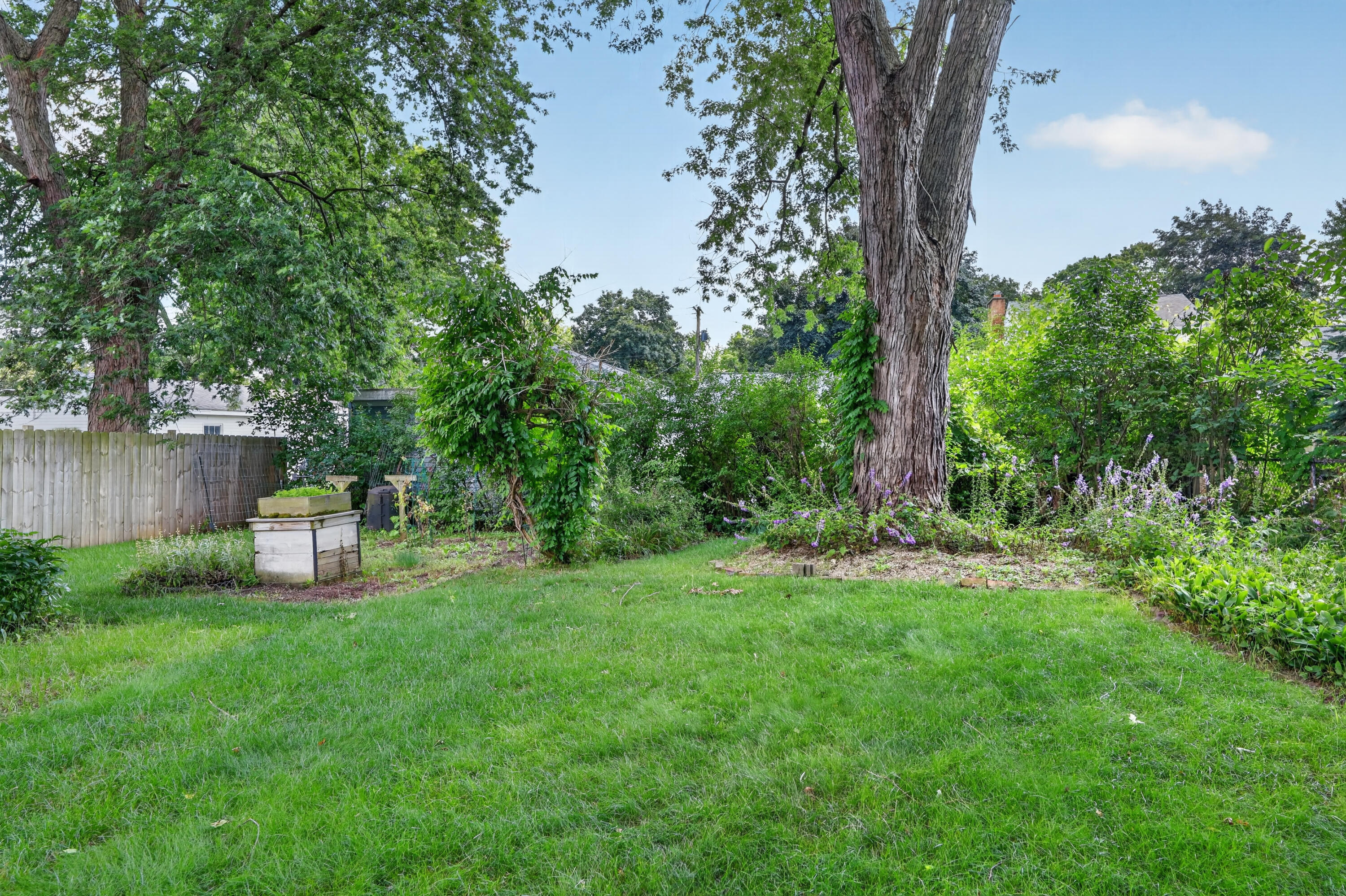 1612 Homecrest Avenue Kalamazoo MI 49001