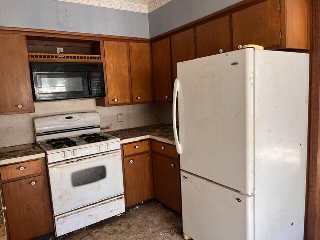 337 N Weber Road Muskegon MI 49445