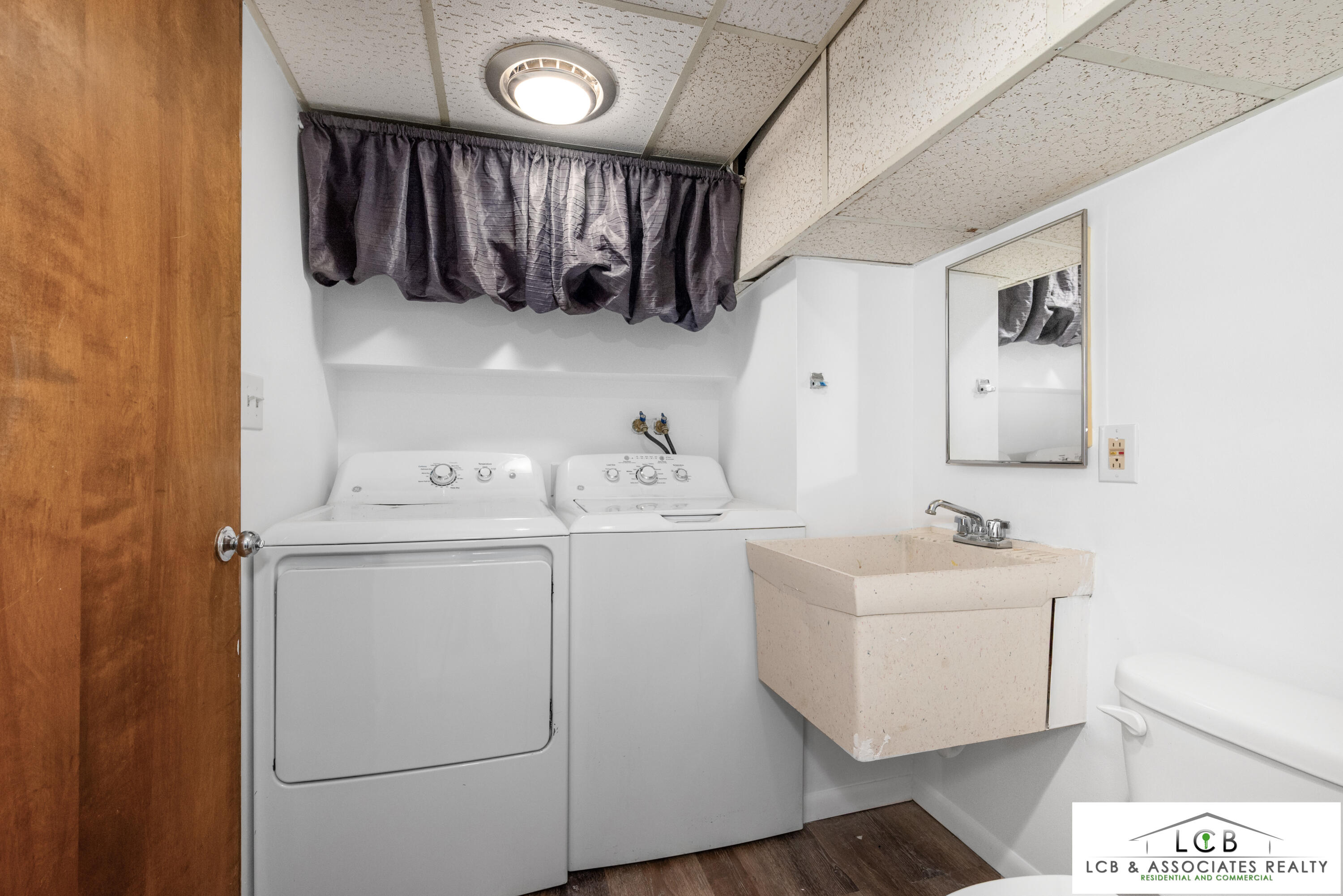 843 Temple Street SE Grand Rapids MI 49507