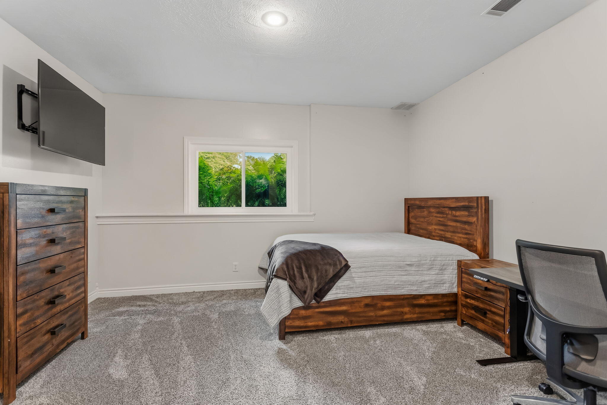 401 Erin Isle Court Holland MI 49424
