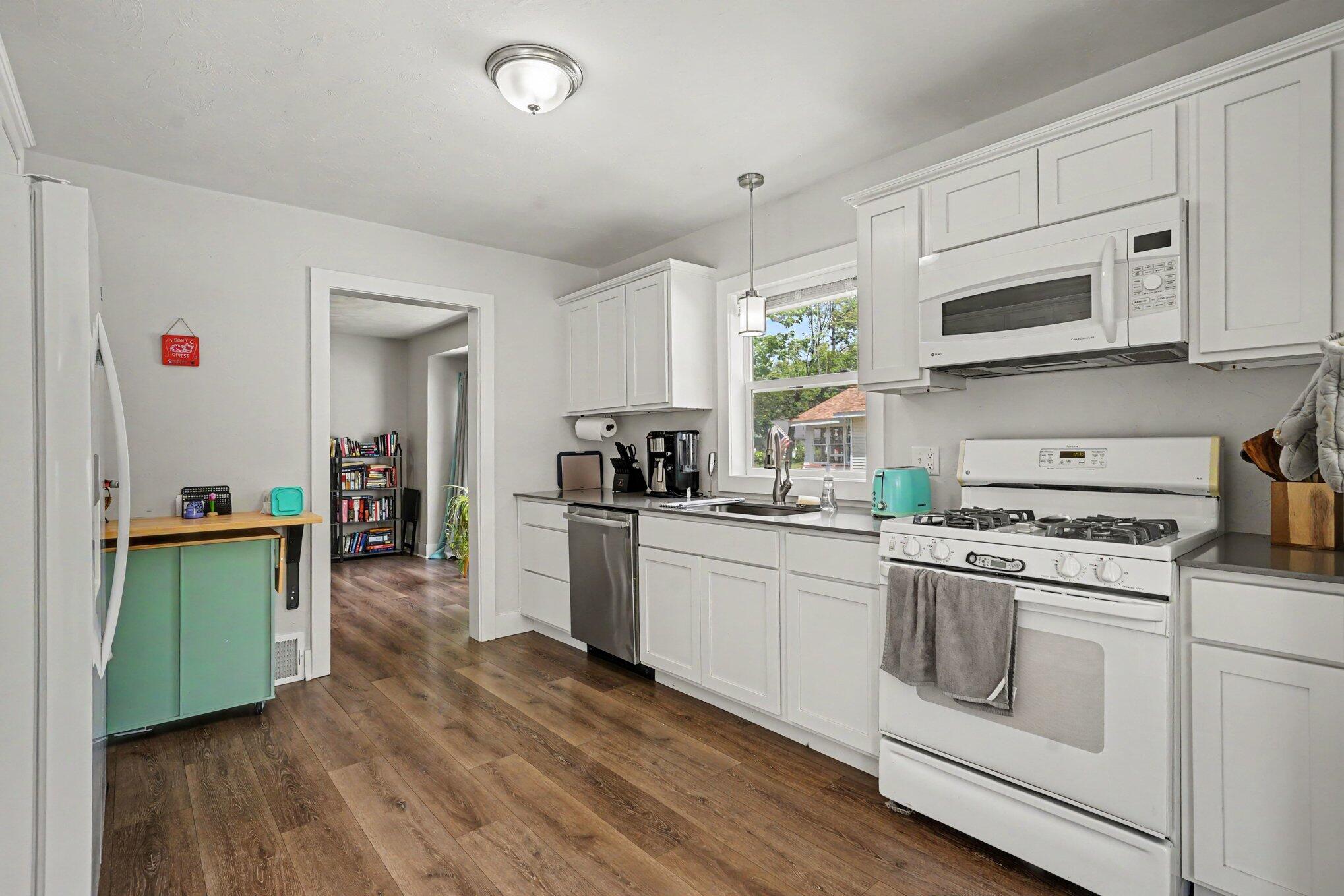 2226 Blodgett Street Muskegon MI 49441