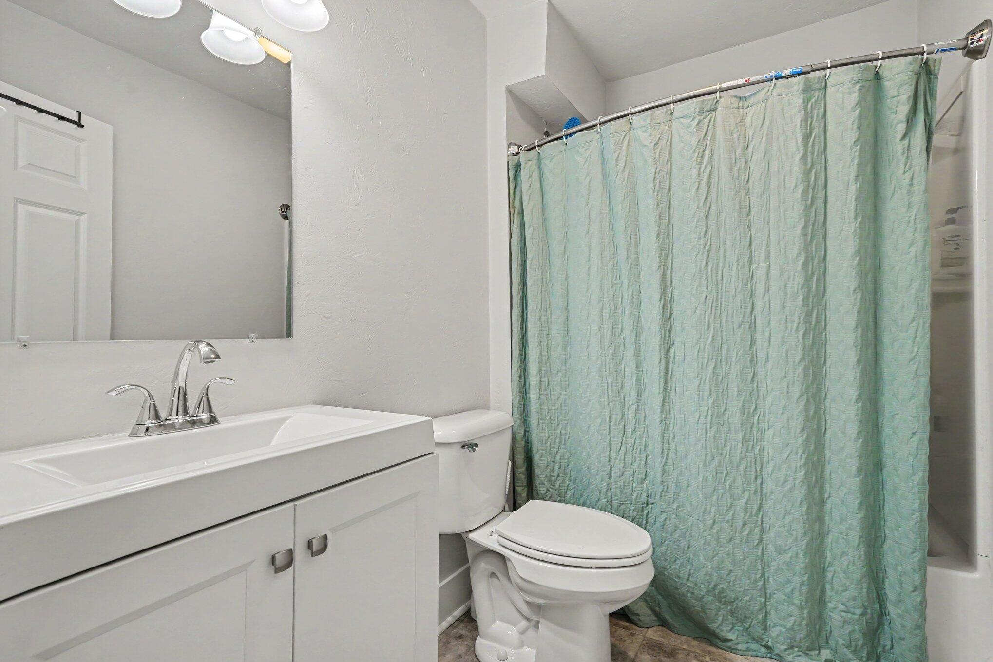2226 Blodgett Street Muskegon MI 49441