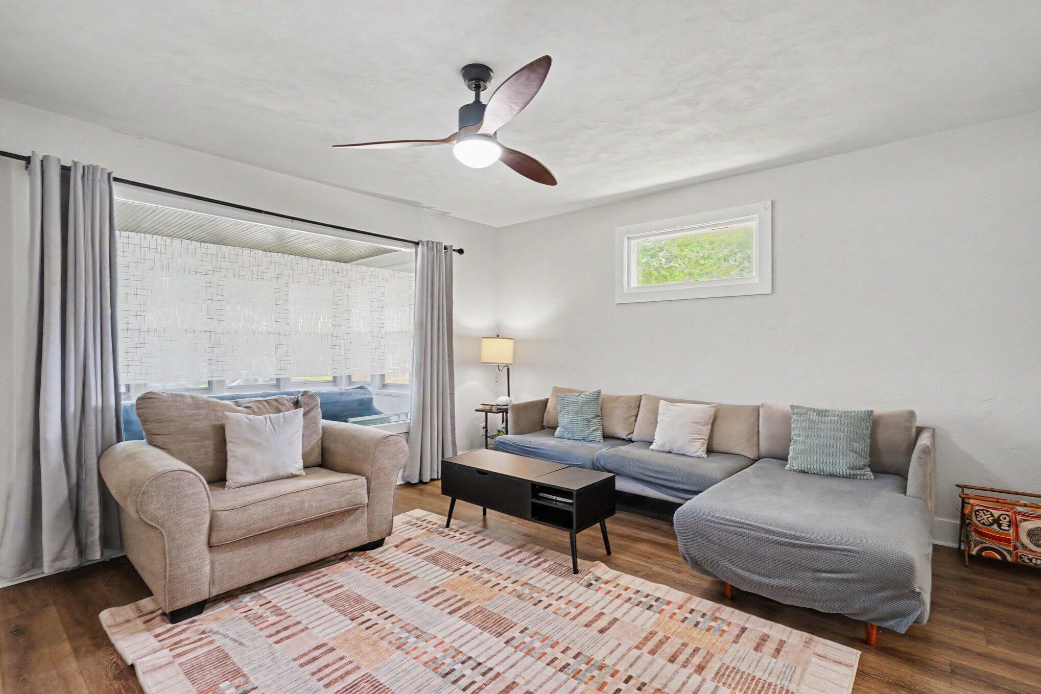 2226 Blodgett Street Muskegon MI 49441