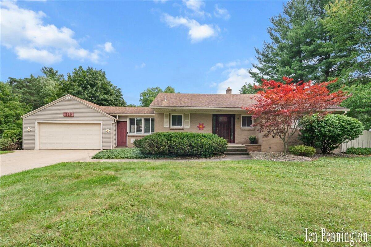 310 Kinney Avenue NW Grand Rapids MI 49534