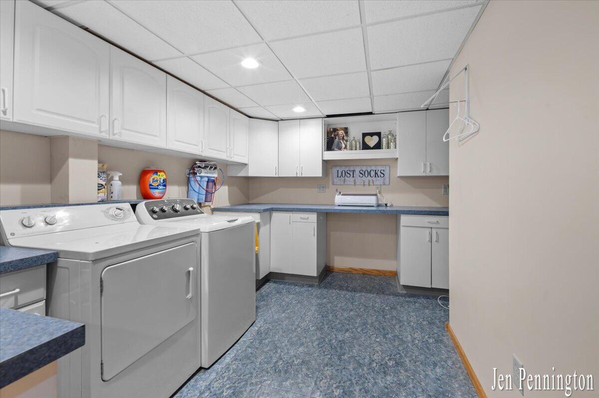 310 Kinney Avenue NW Grand Rapids MI 49534