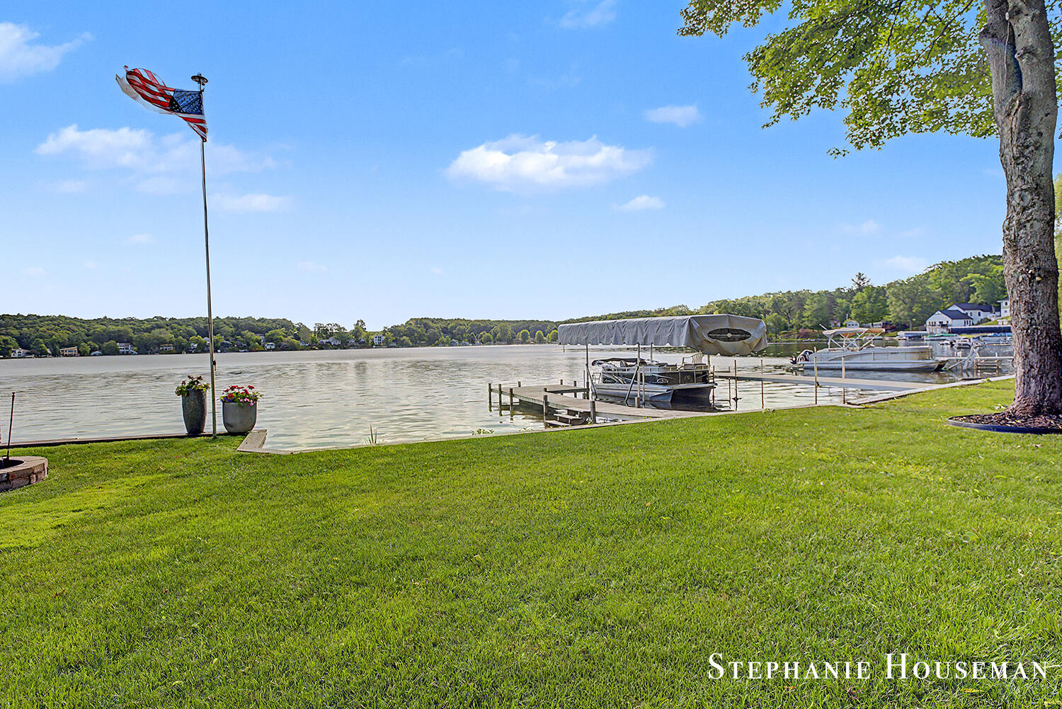 8558 Brower Lake Drive NE Rockford MI 49341