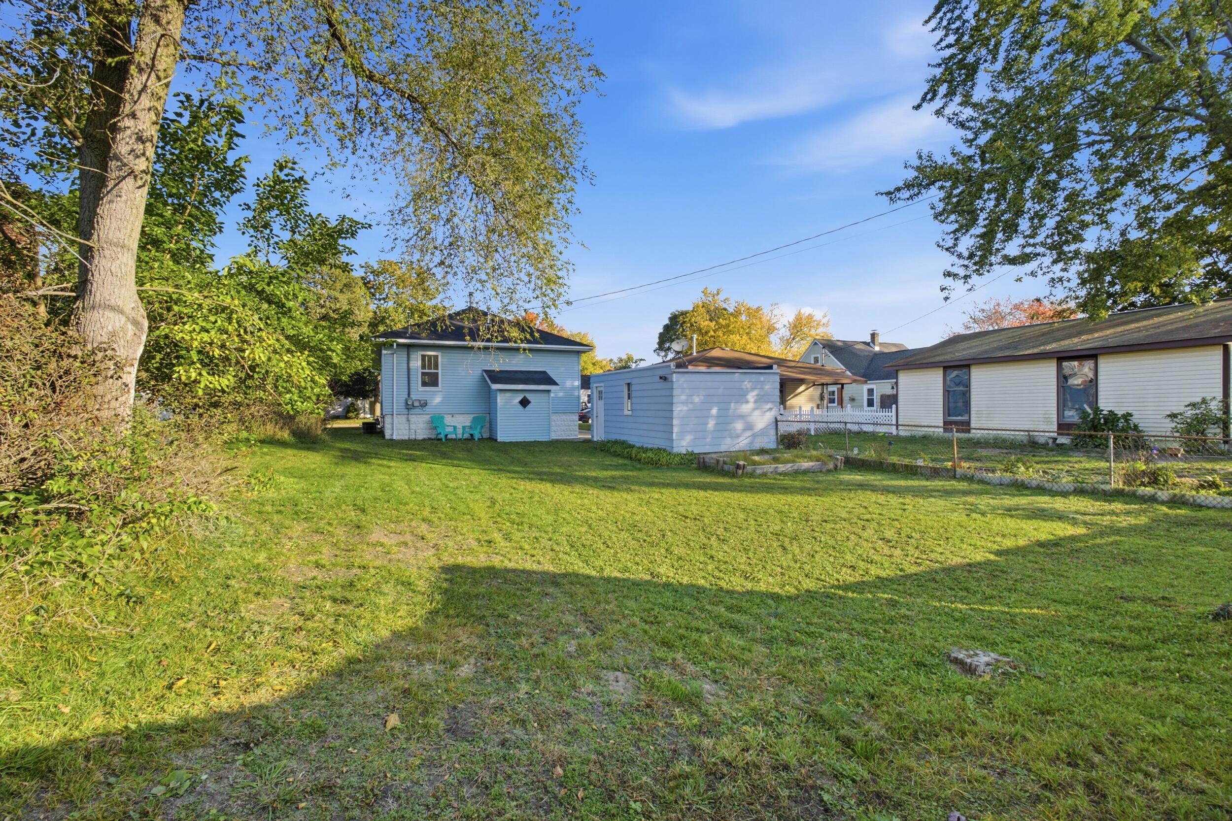 1306 Grant Avenue Grand Haven MI 49417
