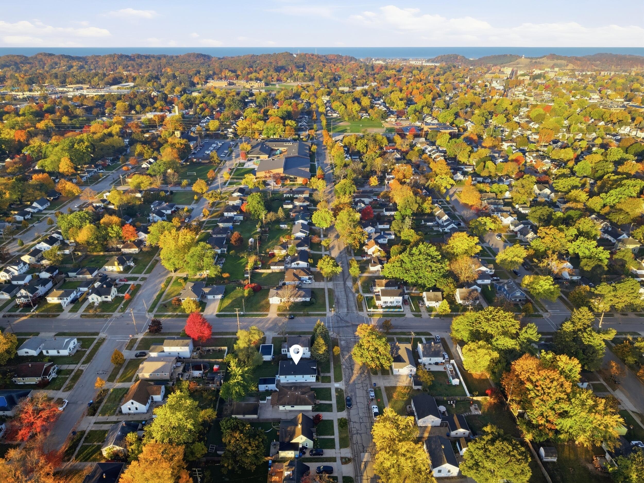1306 Grant Avenue Grand Haven MI 49417