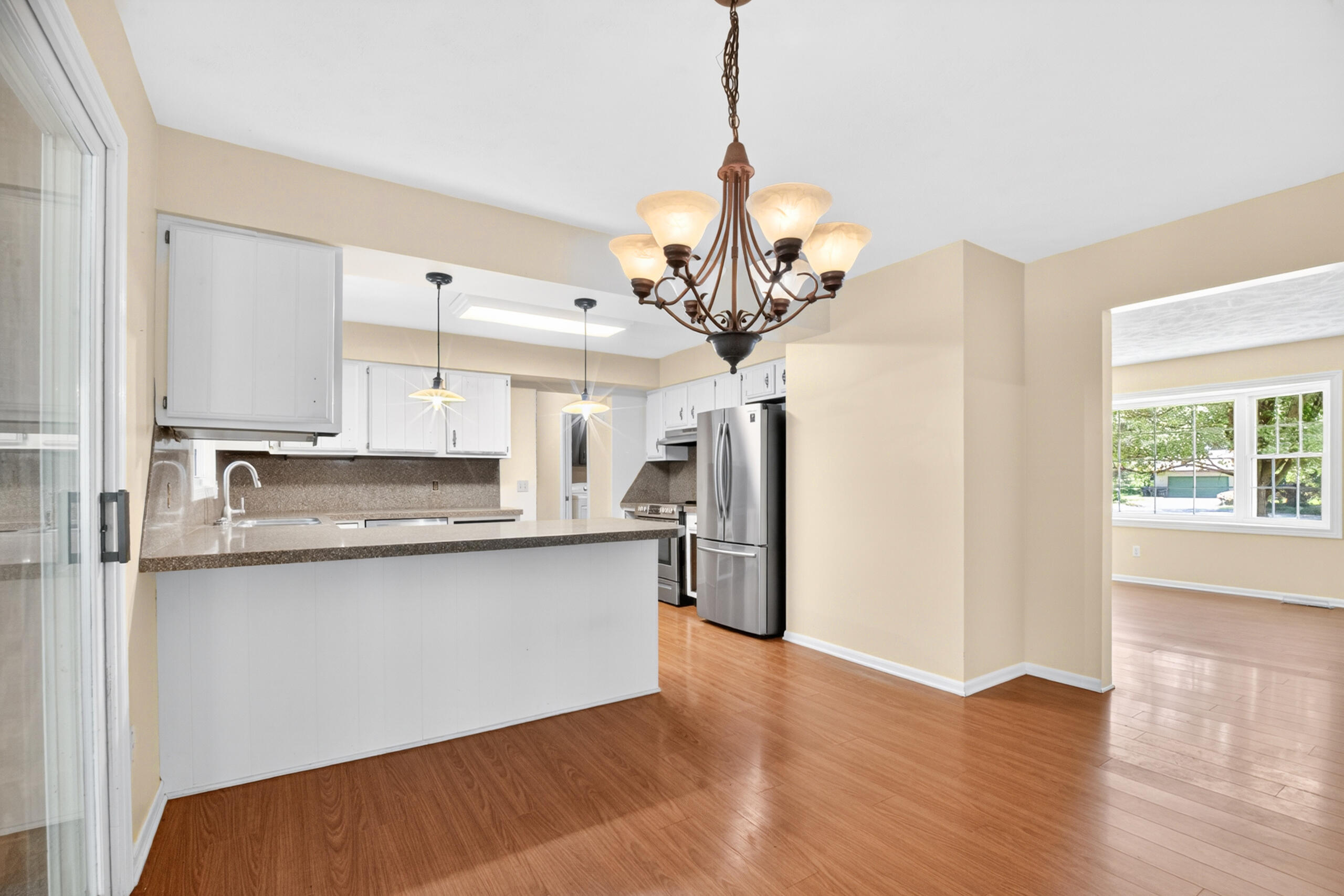 8076 Land O Lakes Drive Kalamazoo MI 49048