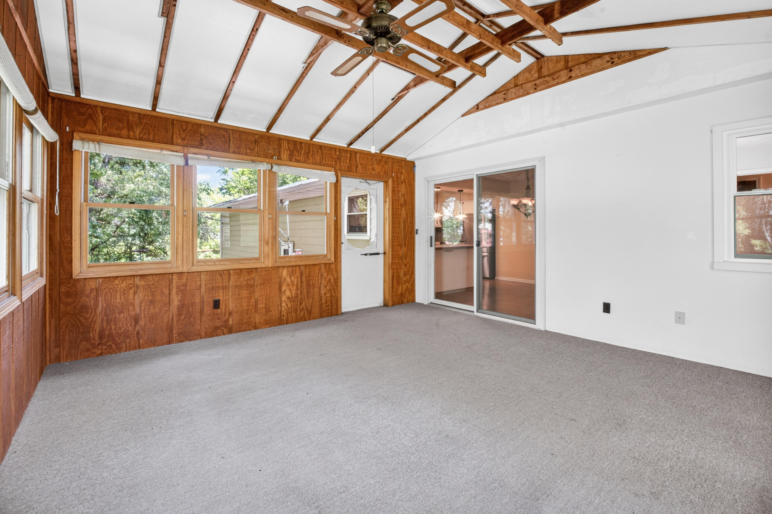 8076 Land O Lakes Drive Kalamazoo MI 49048