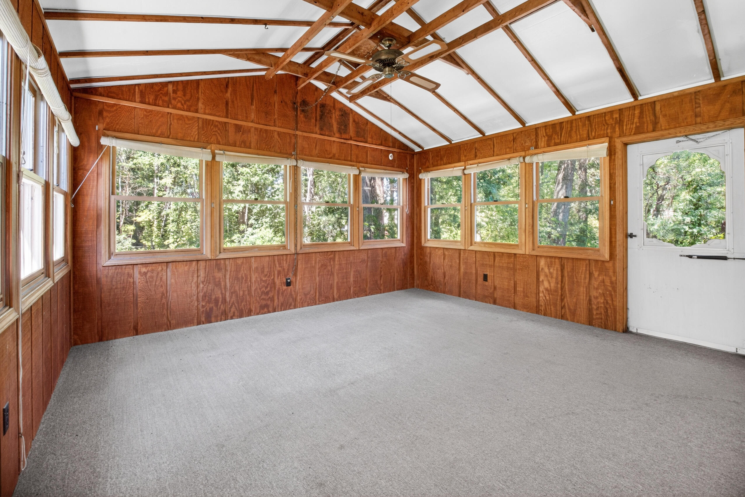 8076 Land O Lakes Drive Kalamazoo MI 49048