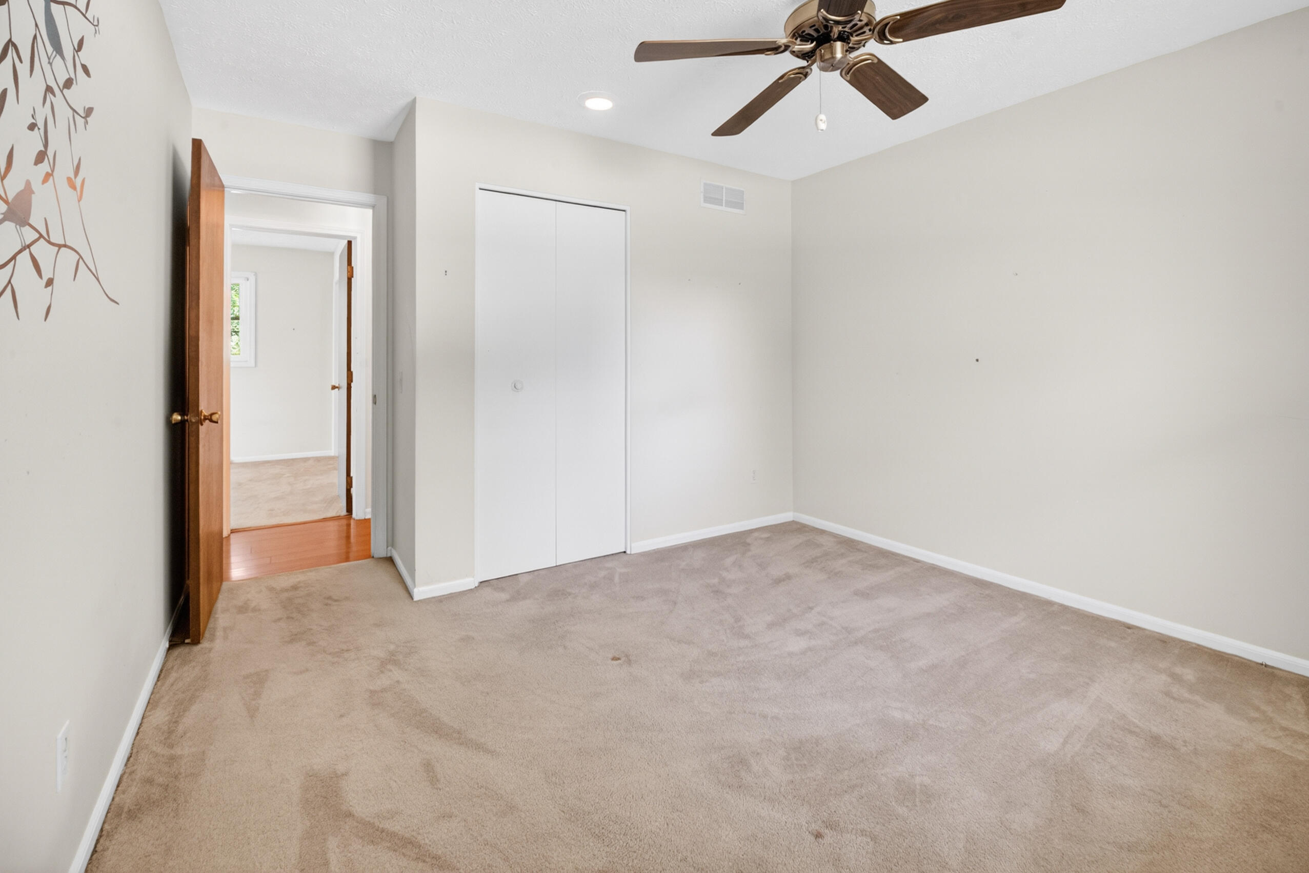 8076 Land O Lakes Drive Kalamazoo MI 49048
