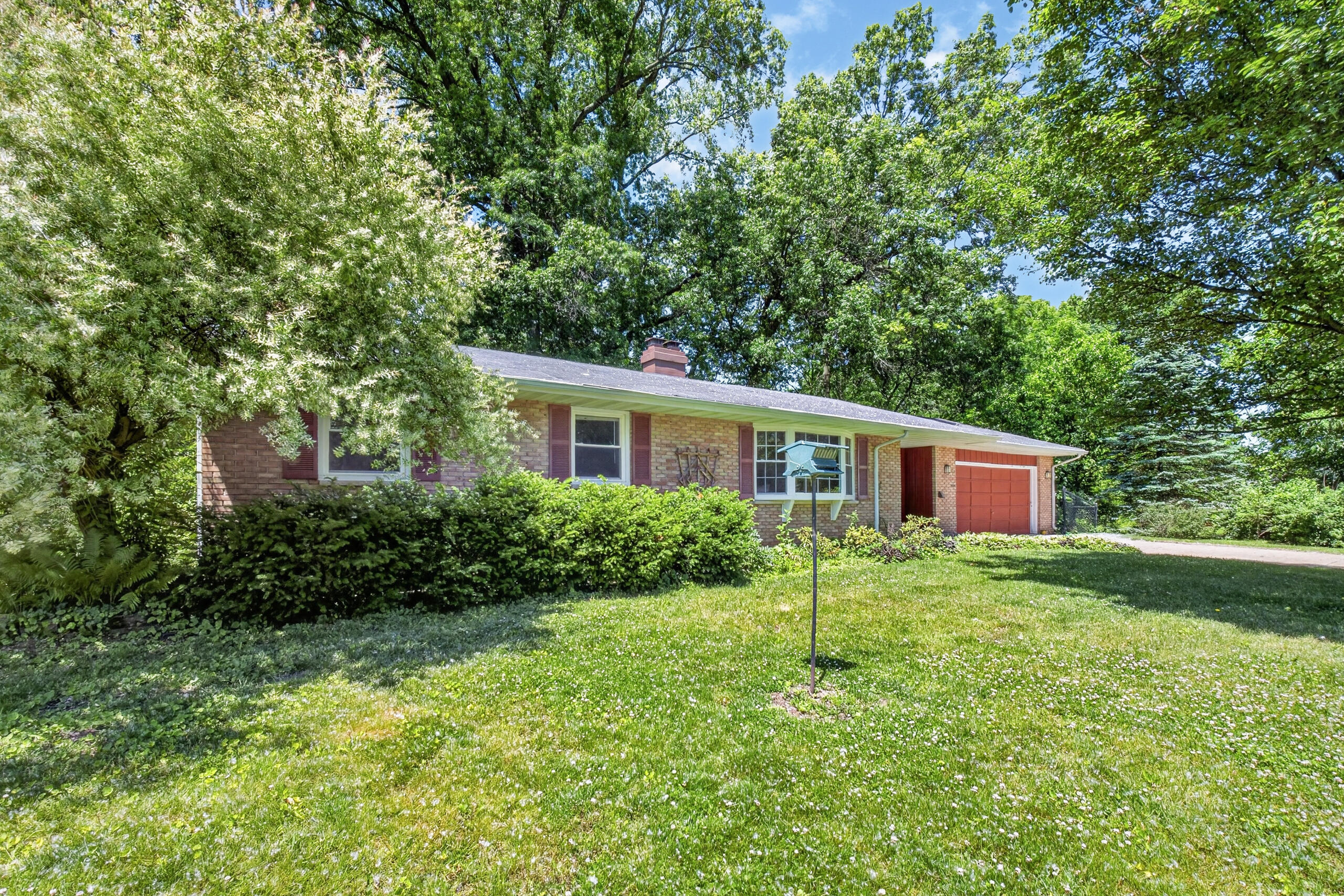 8076 Land O Lakes Drive Kalamazoo MI 49048