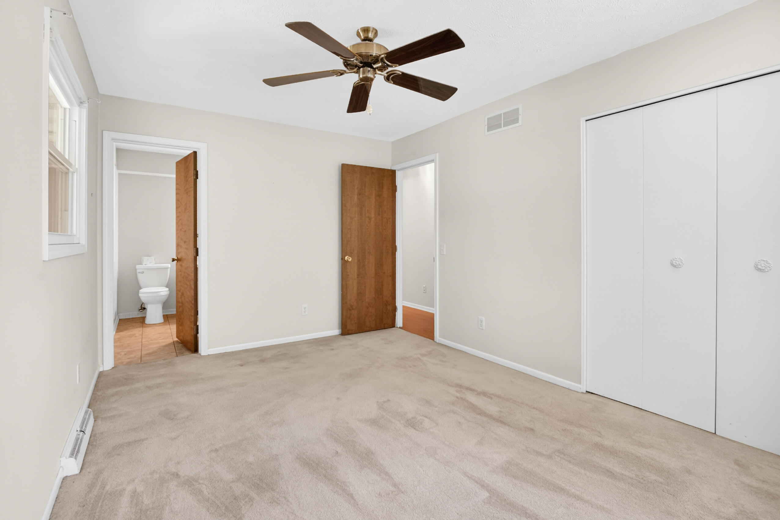 8076 Land O Lakes Drive Kalamazoo MI 49048
