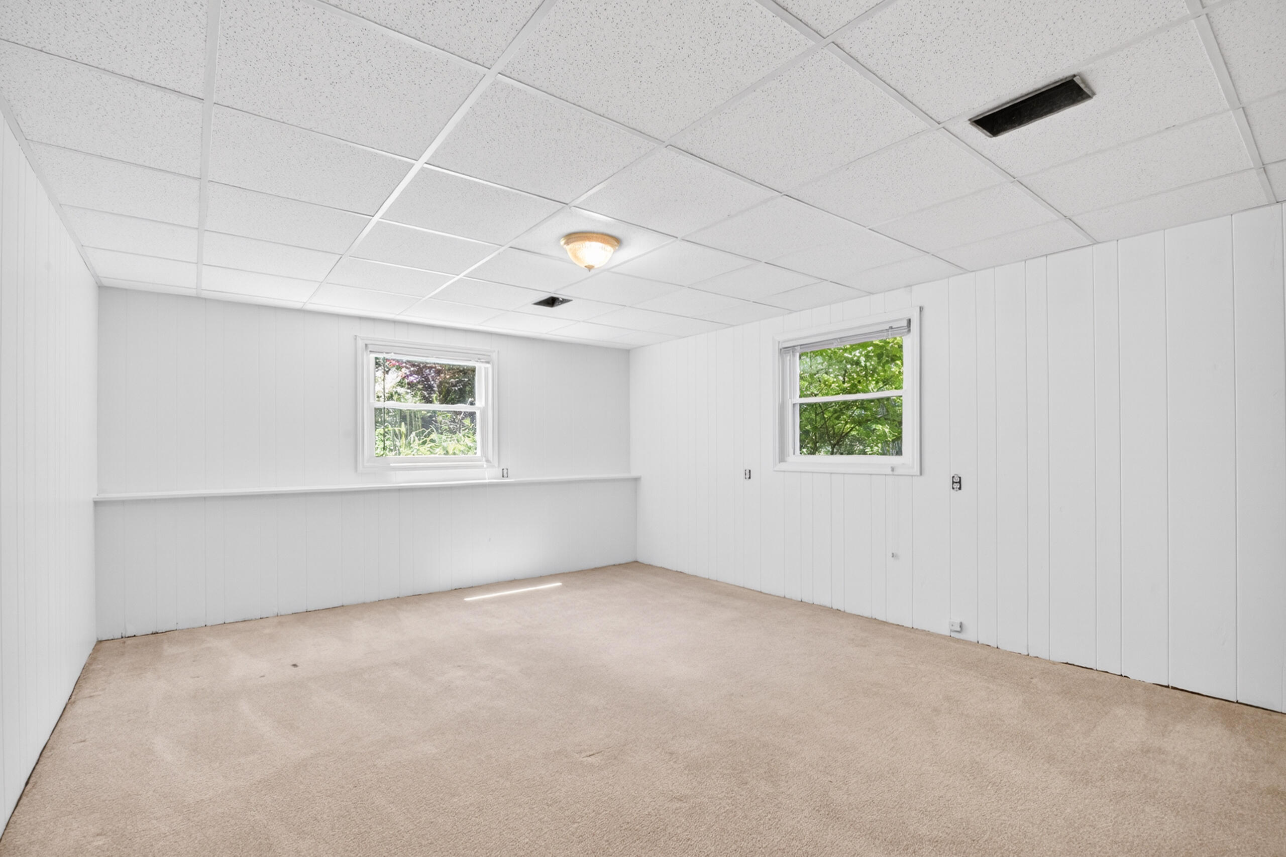 8076 Land O Lakes Drive Kalamazoo MI 49048