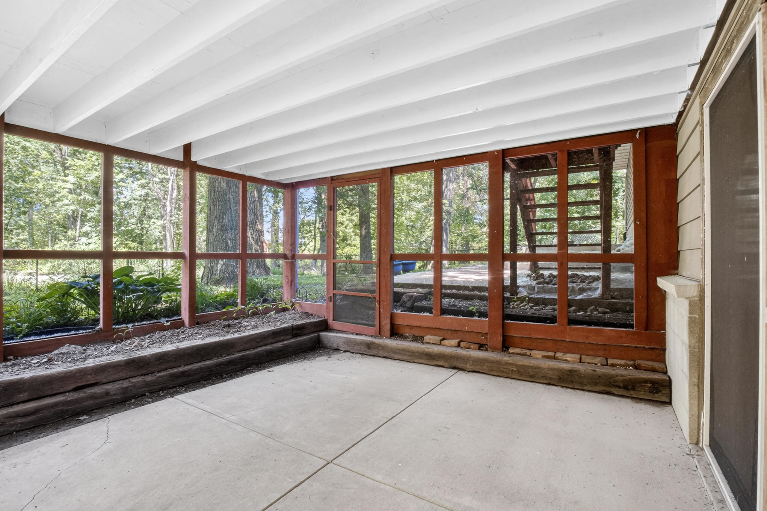 8076 Land O Lakes Drive Kalamazoo MI 49048