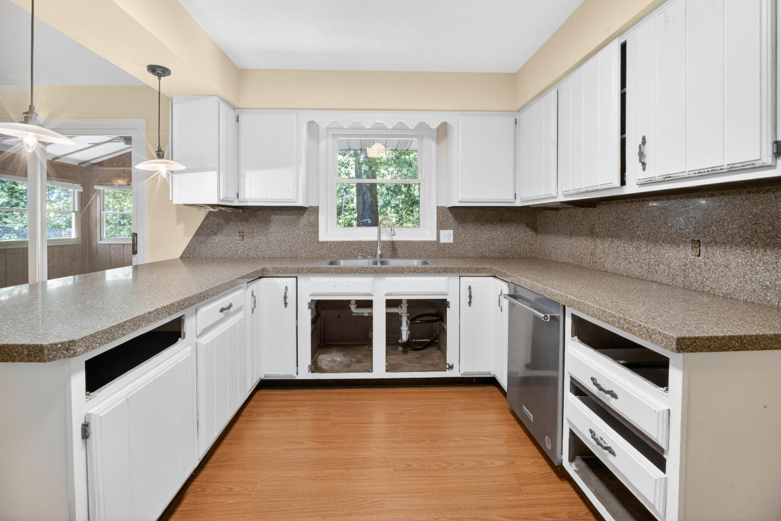 8076 Land O Lakes Drive Kalamazoo MI 49048