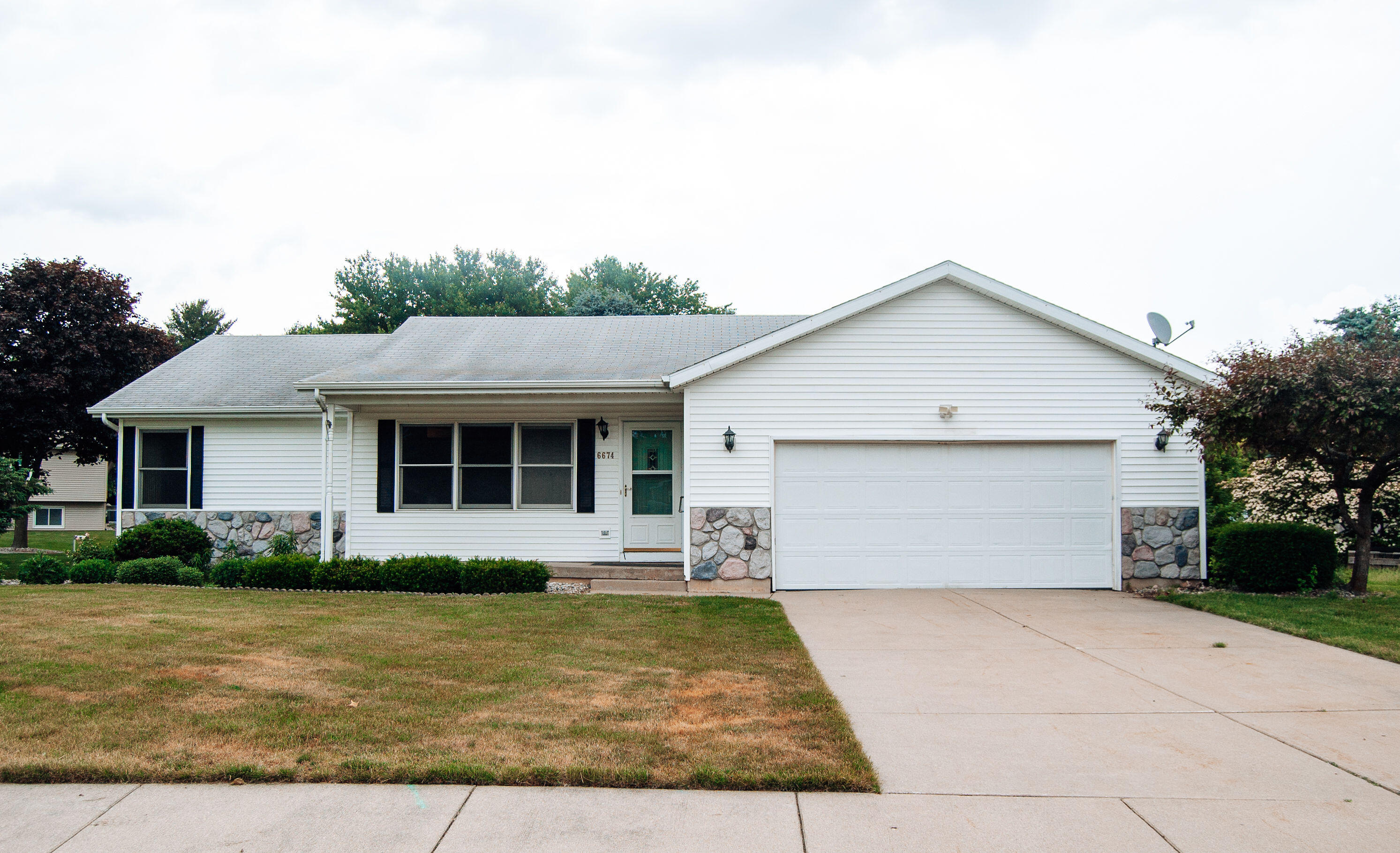 6674 Airfield Court SW Byron Center MI 49315