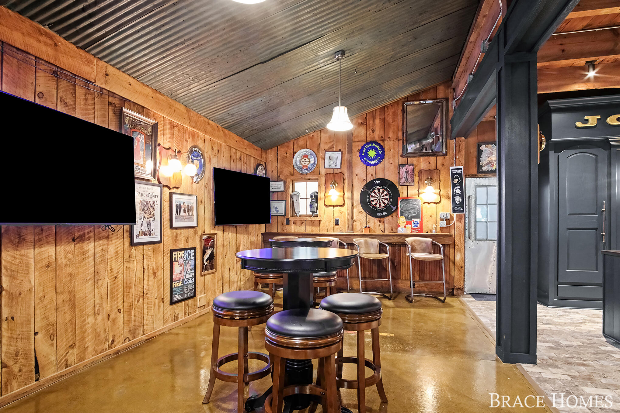 5501 Canyon River Drive NE Ada MI 49301
