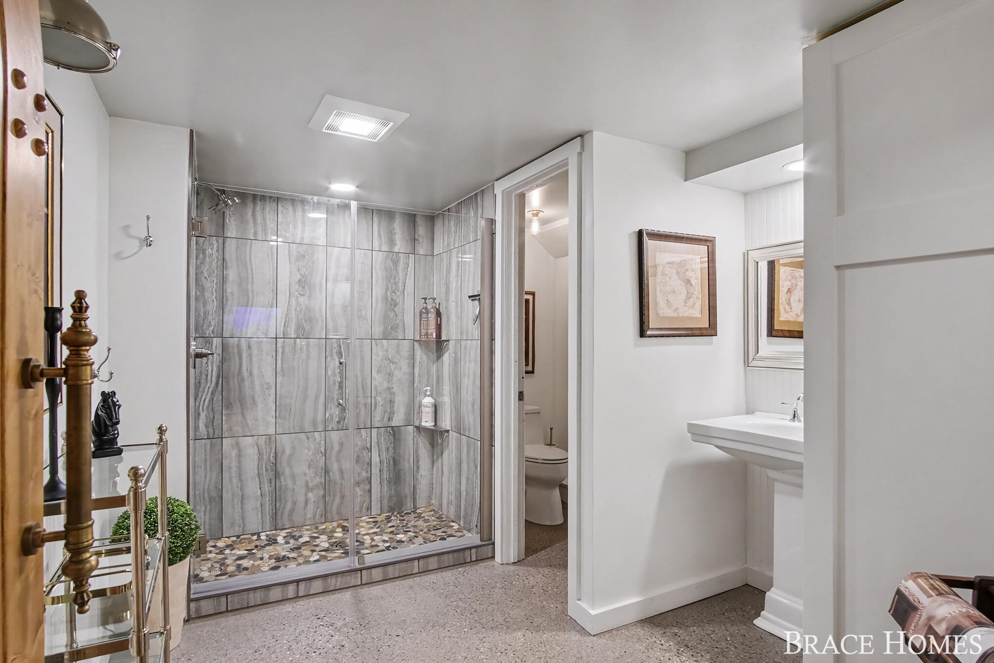 5501 Canyon River Drive NE Ada MI 49301