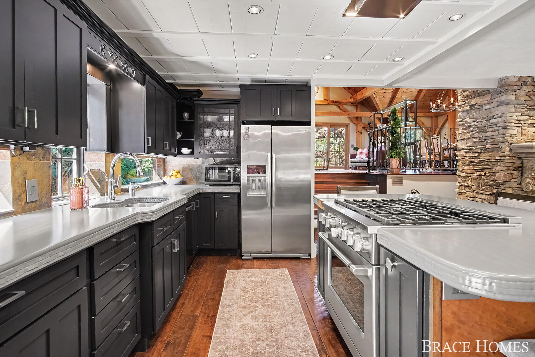 5501 Canyon River Drive NE Ada MI 49301