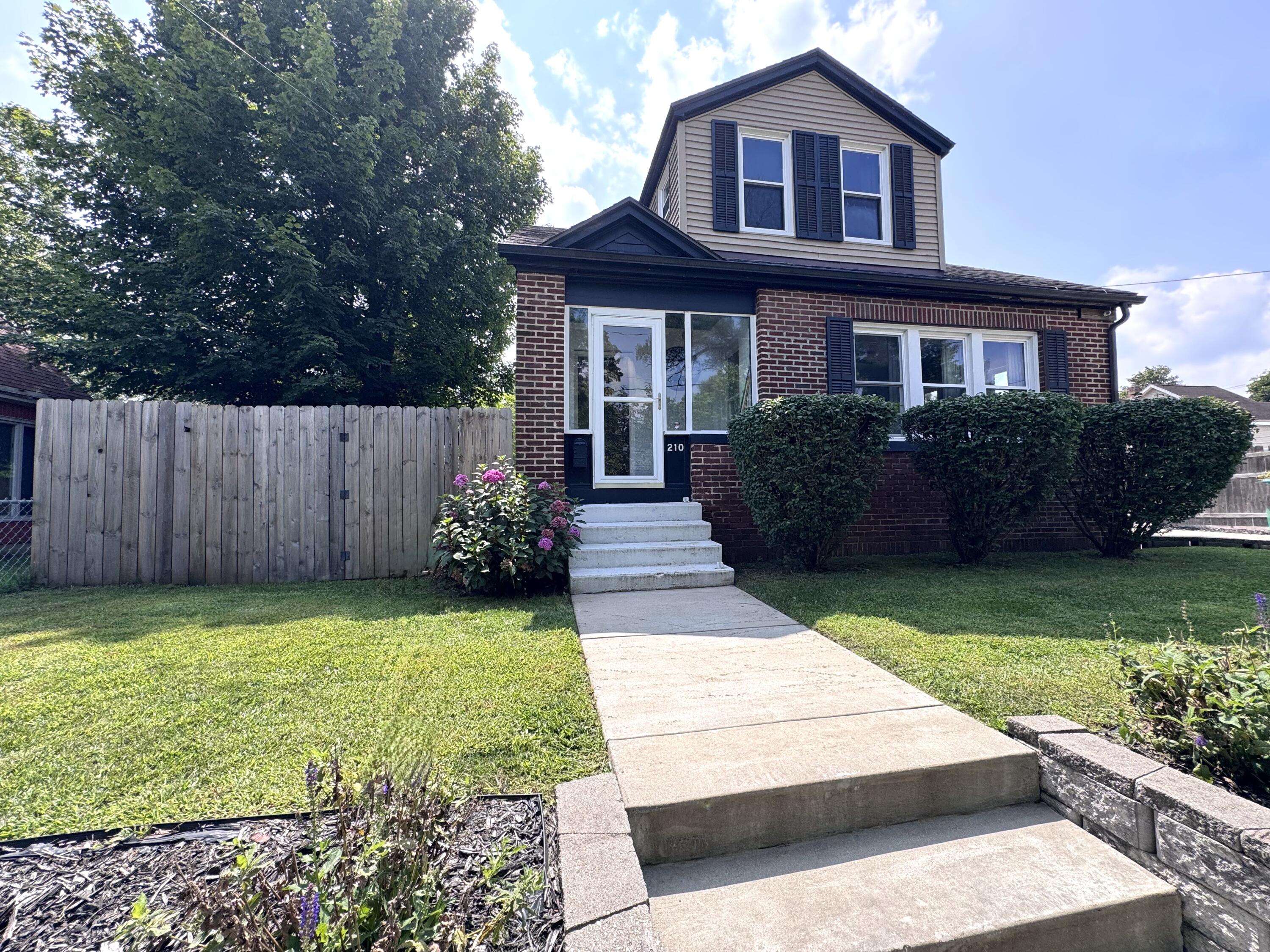 210 Emmons Street Niles MI 49120
