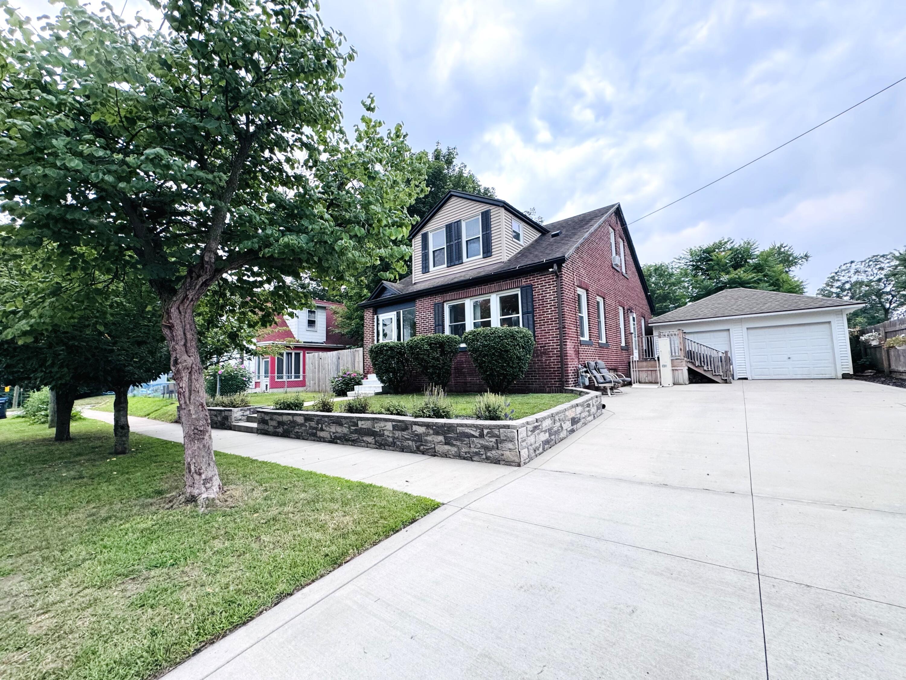 210 Emmons Street Niles MI 49120