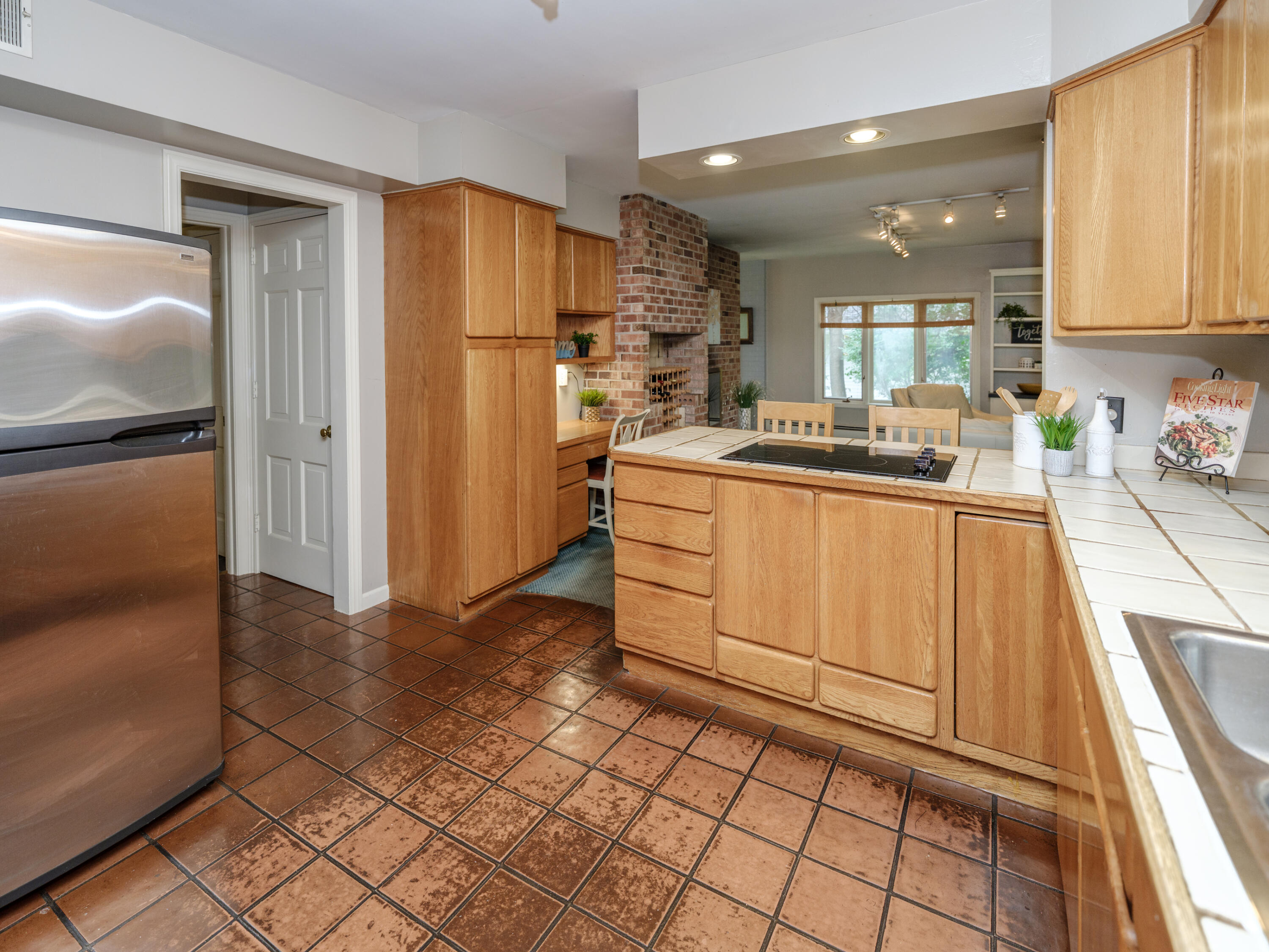 4323 Sunnybrook Drive Kalamazoo MI 49008
