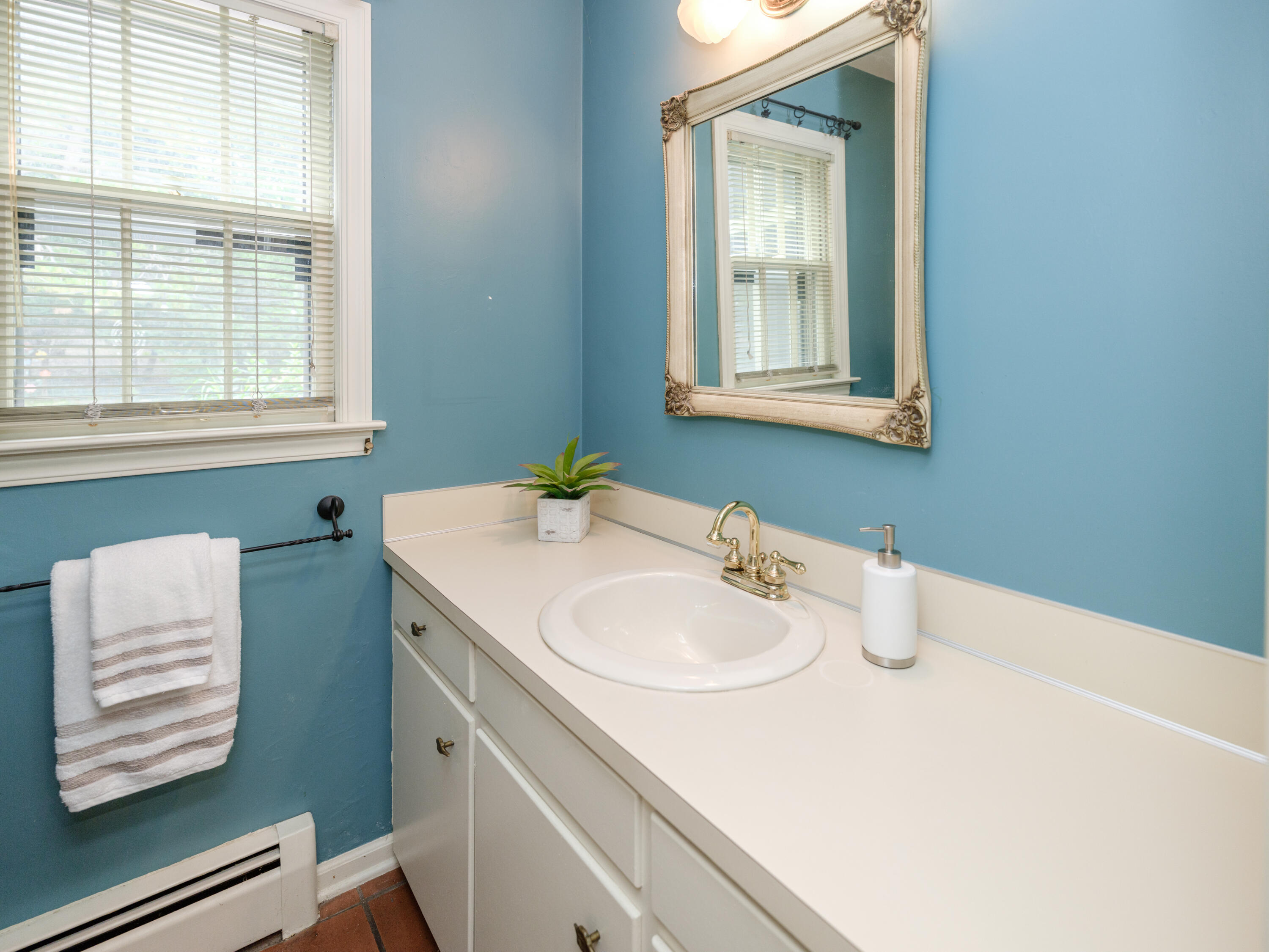 4323 Sunnybrook Drive Kalamazoo MI 49008