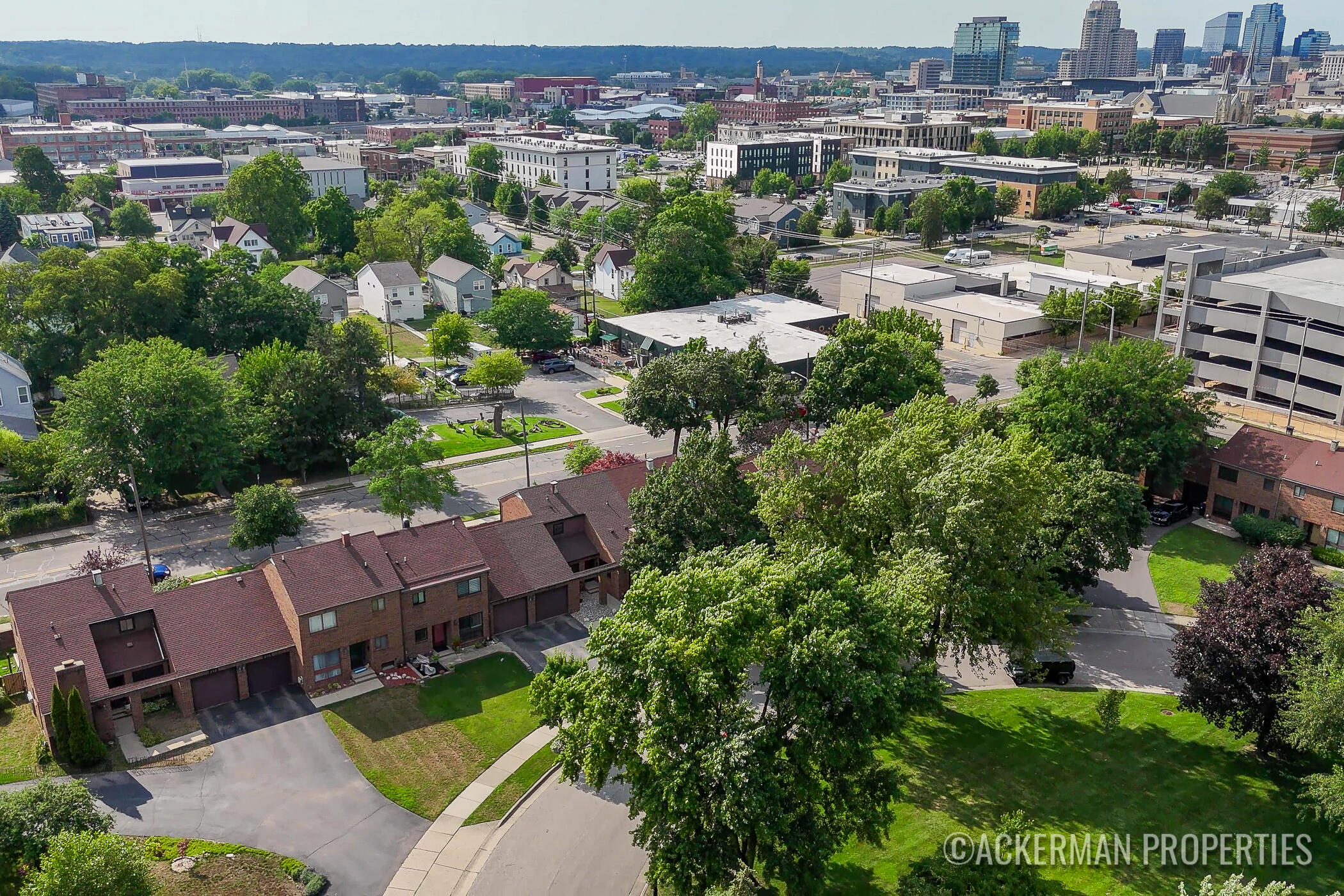 200 Heritage Commons Street SE Grand Rapids MI 49503