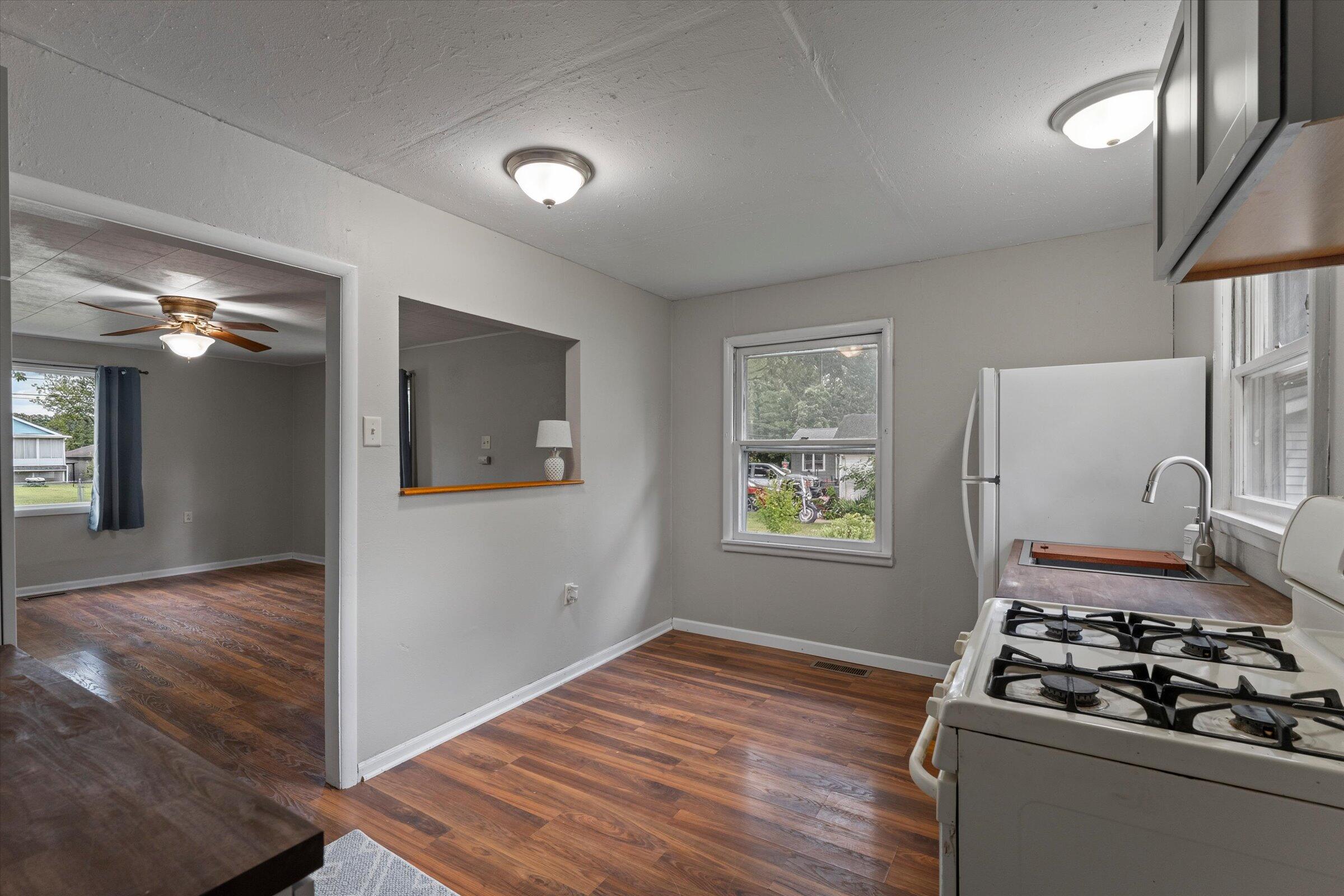 70324 Fairfield Drive Edwardsburg MI 49112