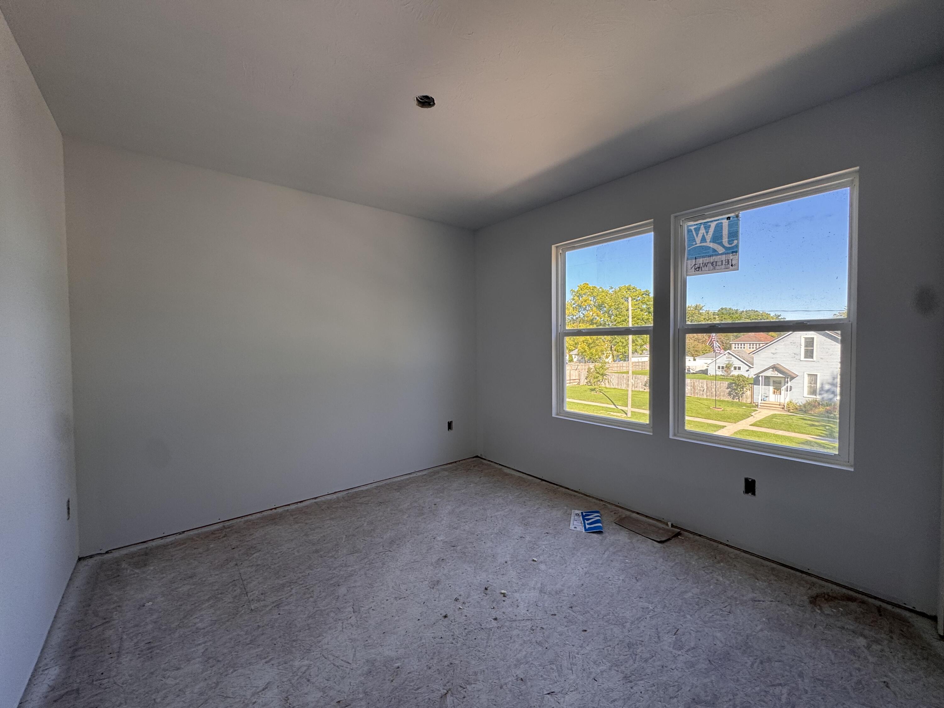 1125 W Grand Avenue Muskegon MI 49441