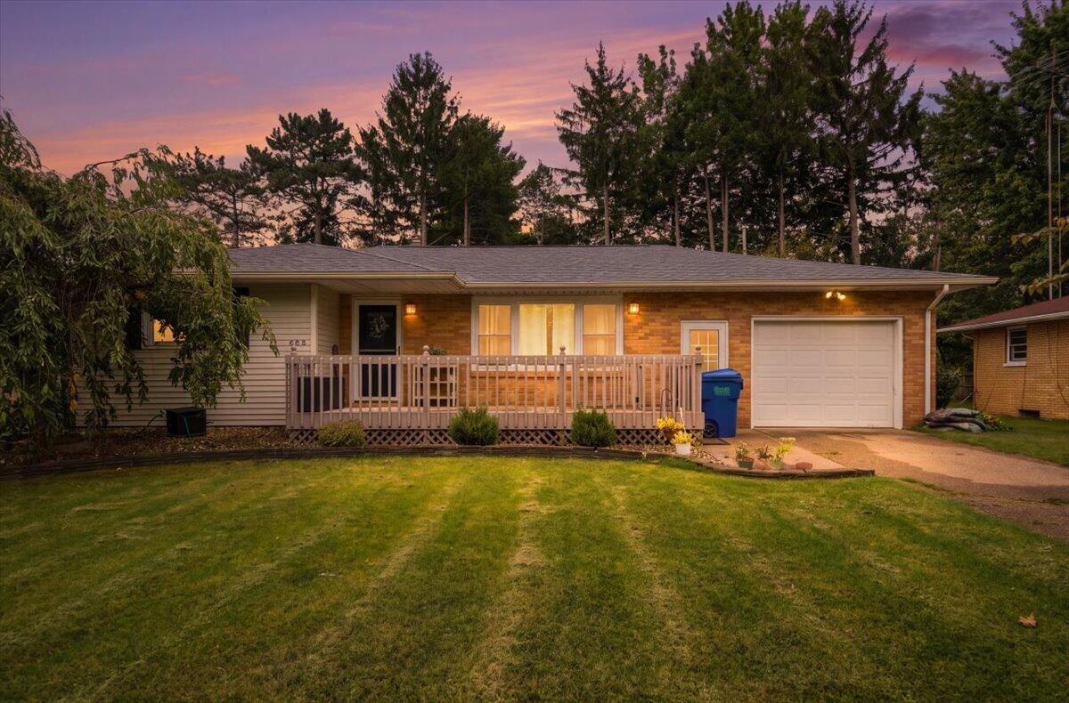 408 Waverly Drive Benton Harbor MI 49022