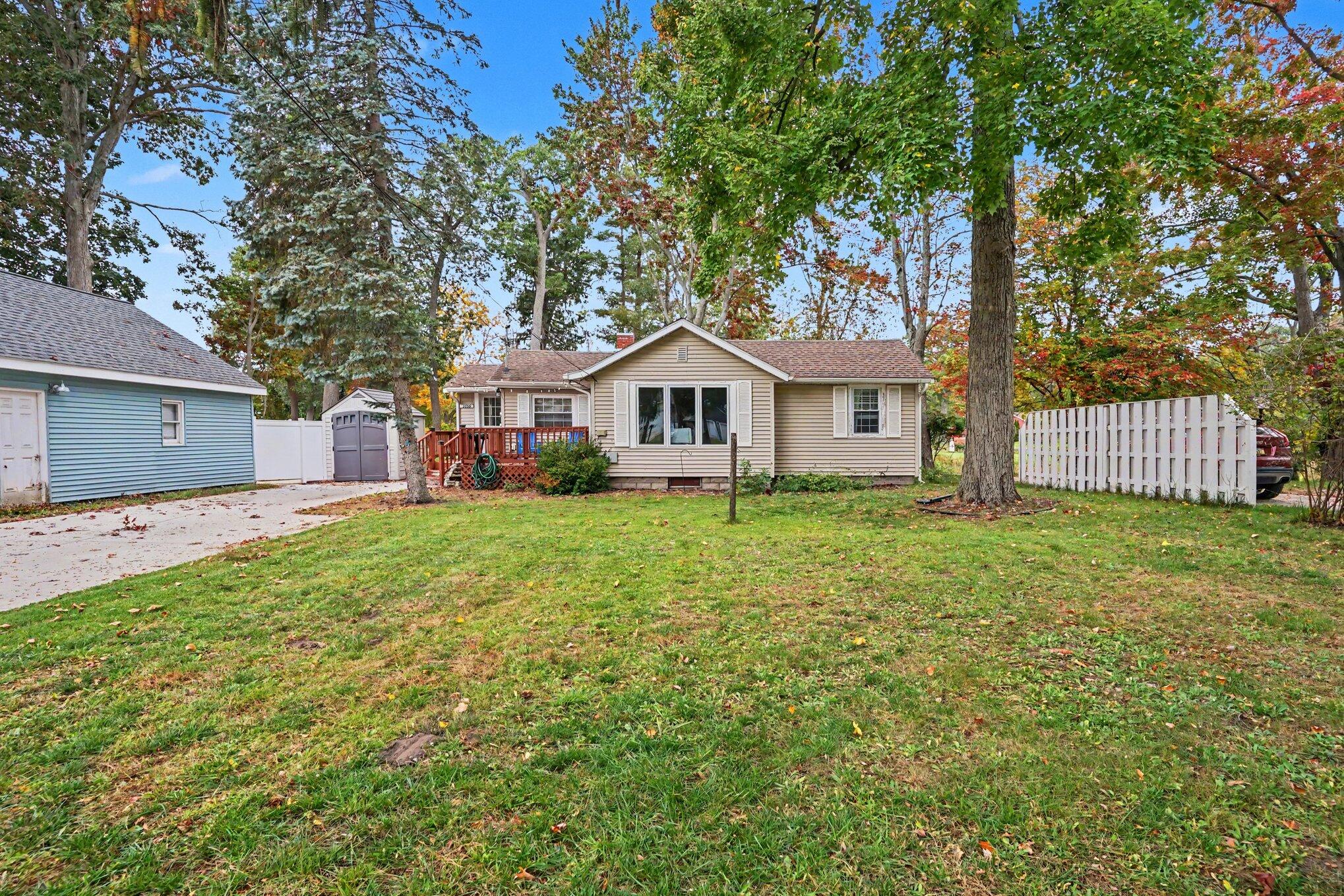 2699 Memorial Drive Muskegon MI 49445