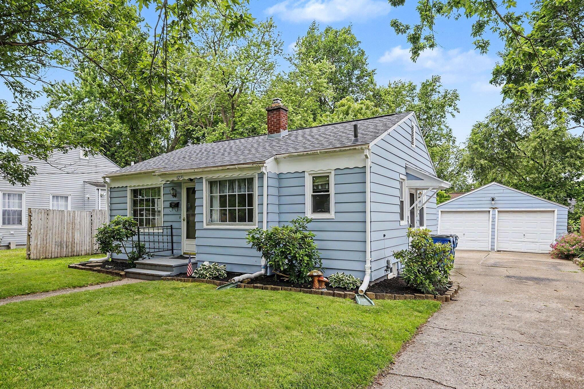 1231 Bronx Avenue Kalamazoo MI 49048