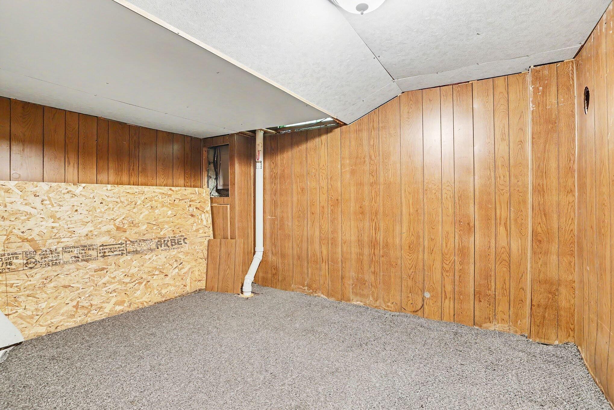 1231 Bronx Avenue Kalamazoo MI 49048