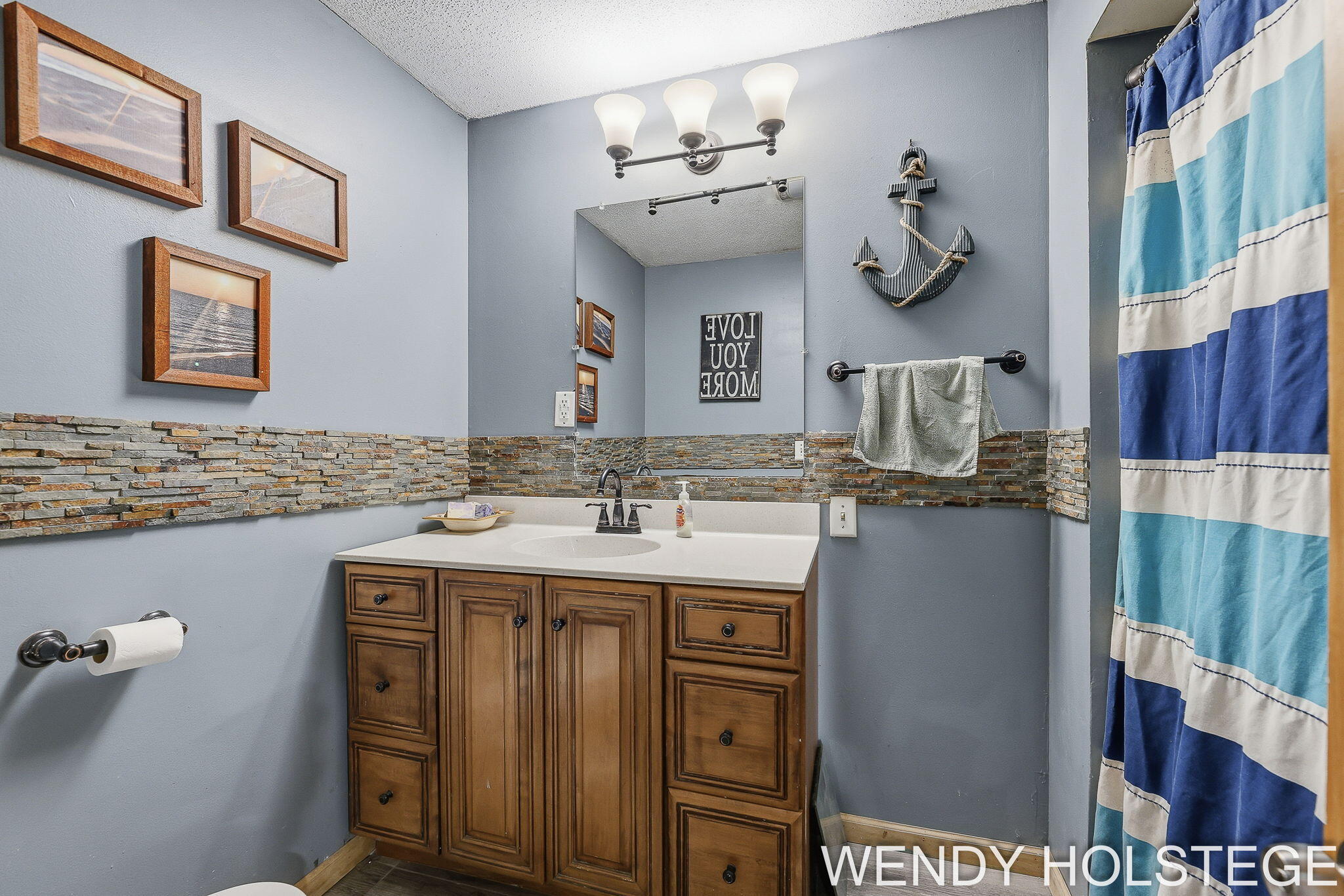 4744 Burton Street SE Grand Rapids MI 49546