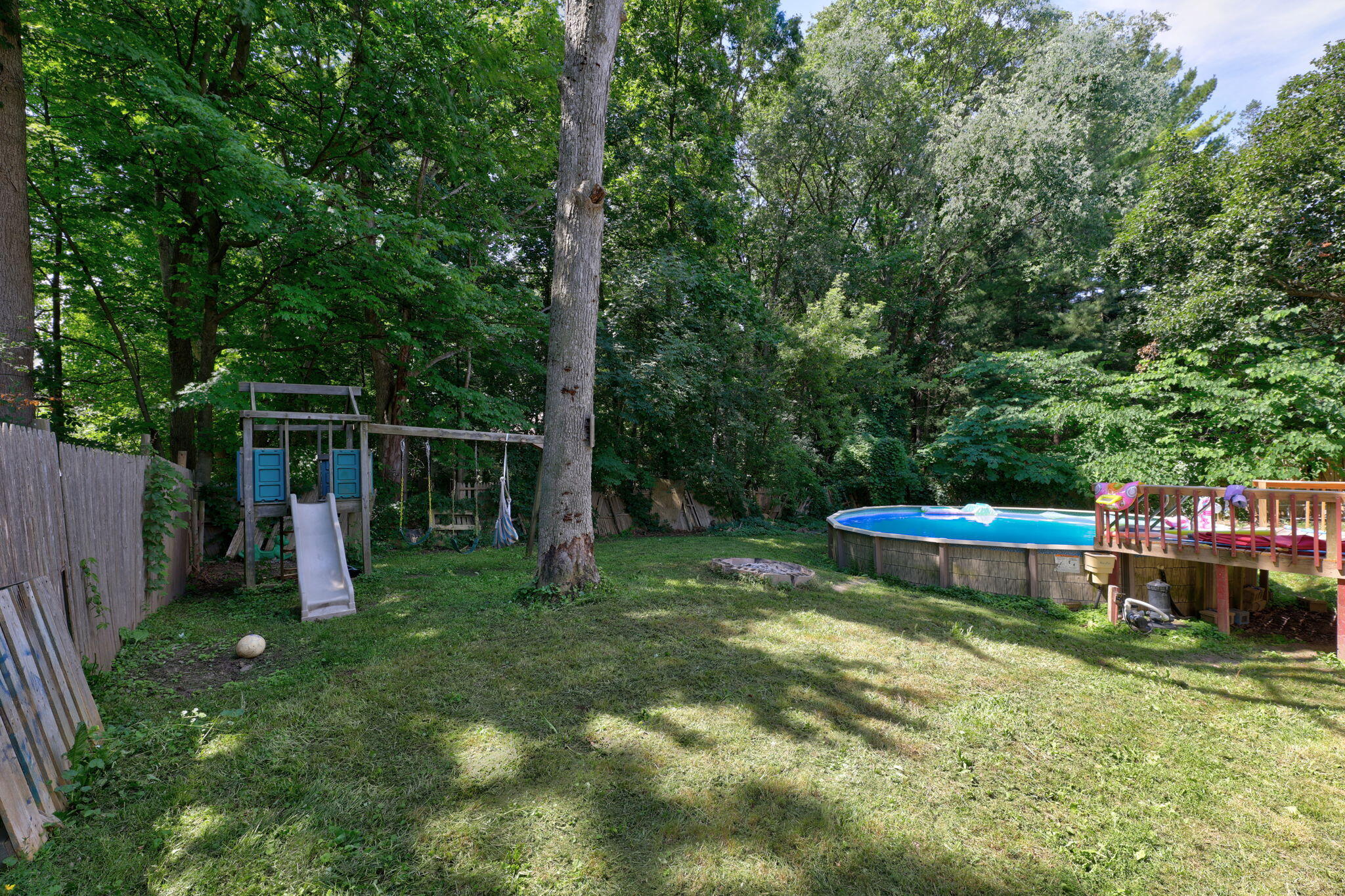 4744 Burton Street SE Grand Rapids MI 49546