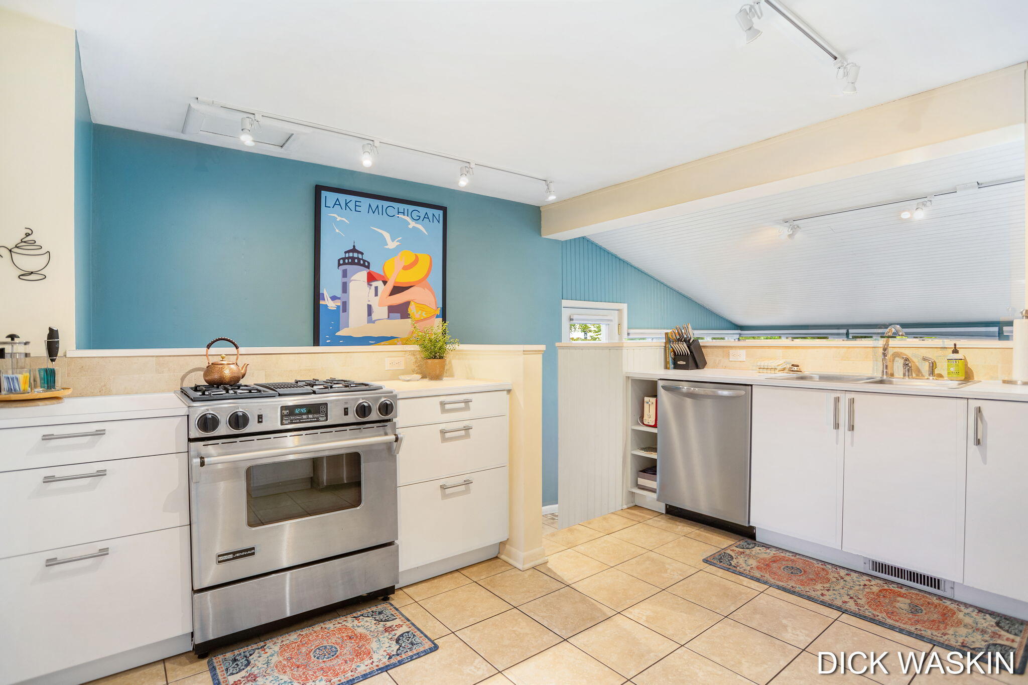 43 Ellis Street Douglas MI 49406