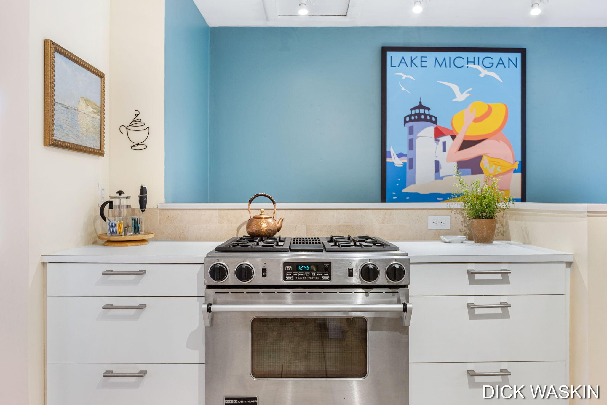 43 Ellis Street Douglas MI 49406