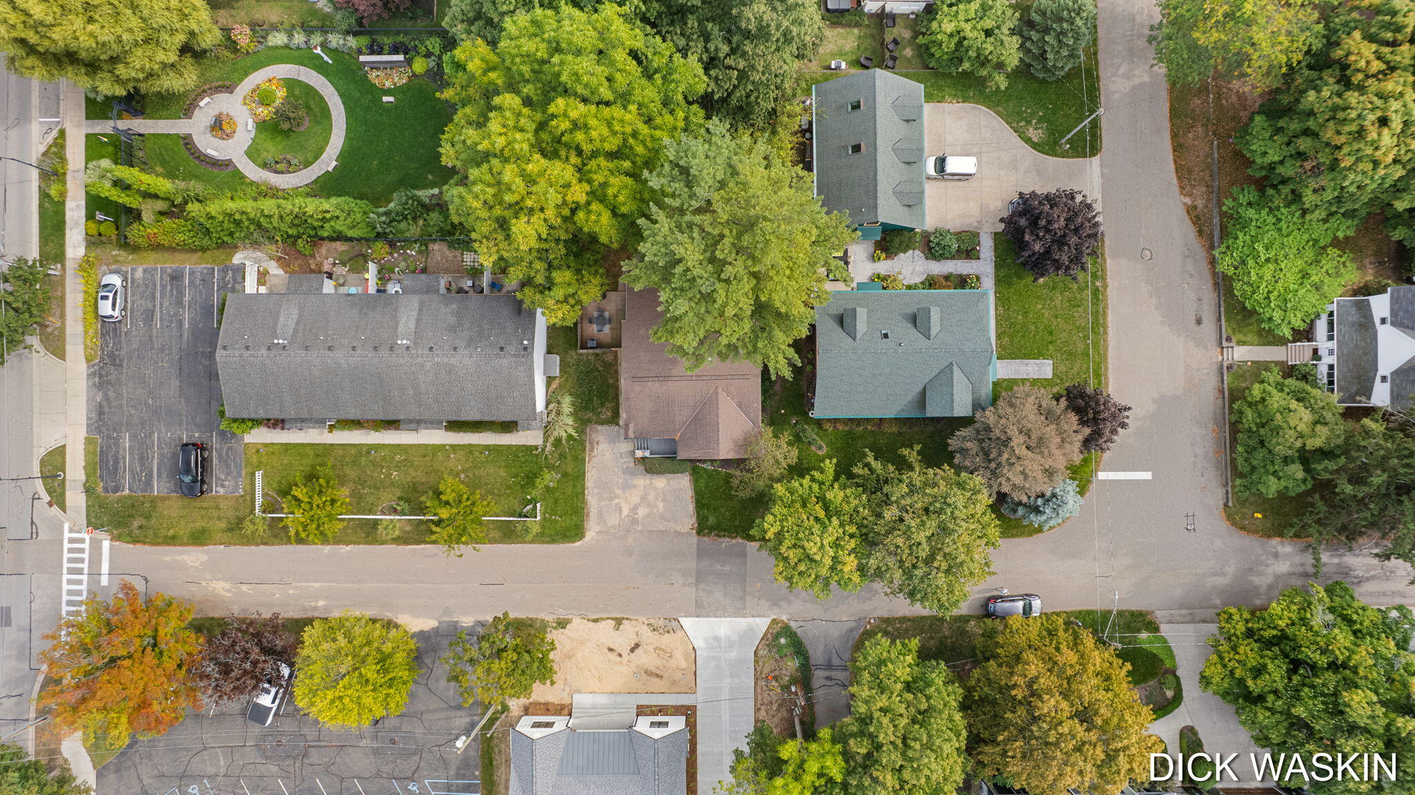 43 Ellis Street Douglas MI 49406